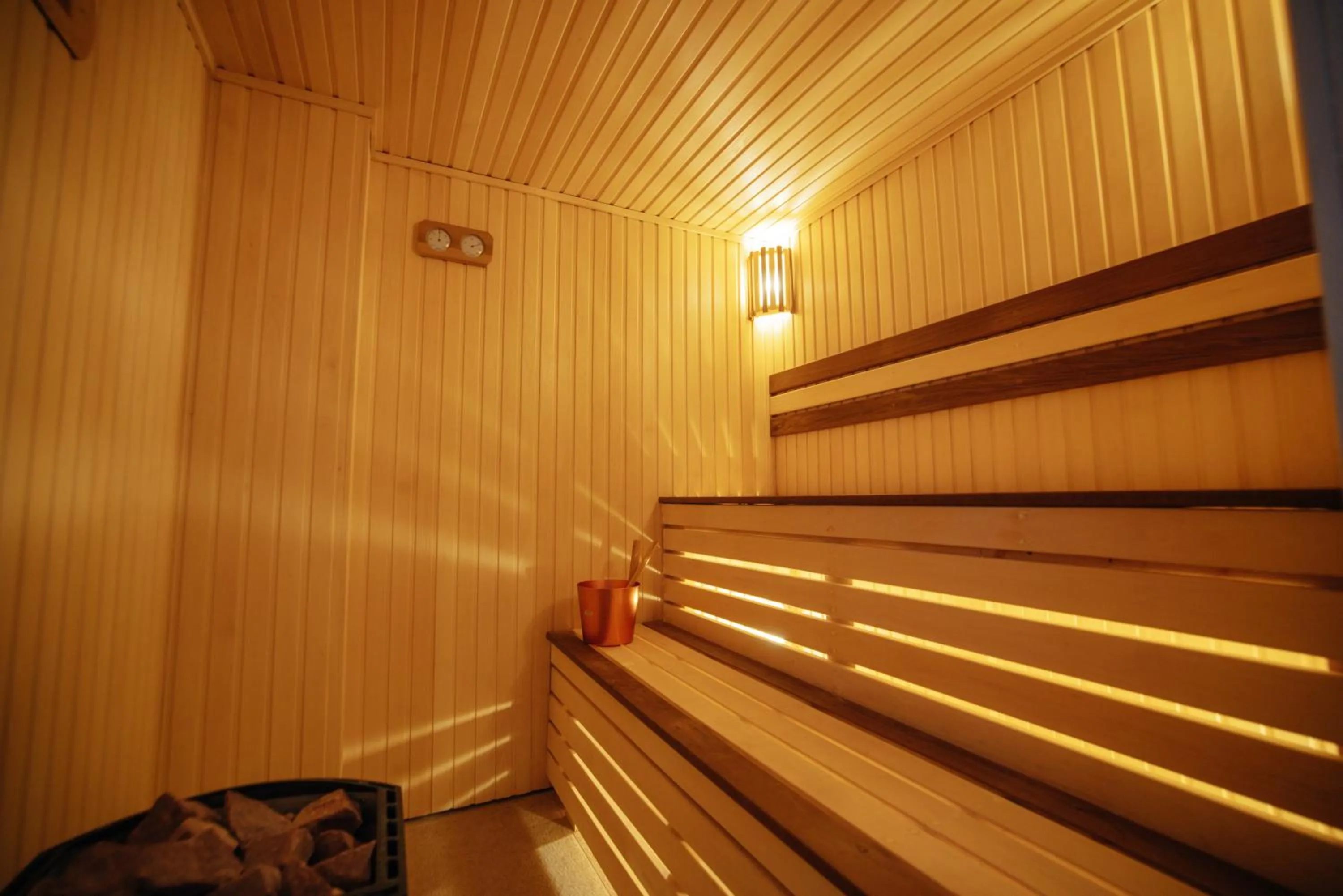 Sauna in Kohinur Plaza