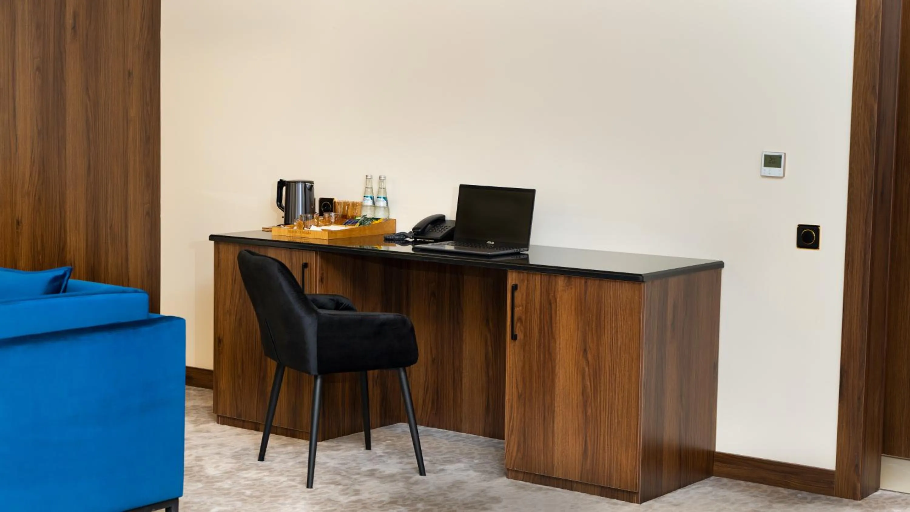 Photo of the whole room in Kohinur Plaza