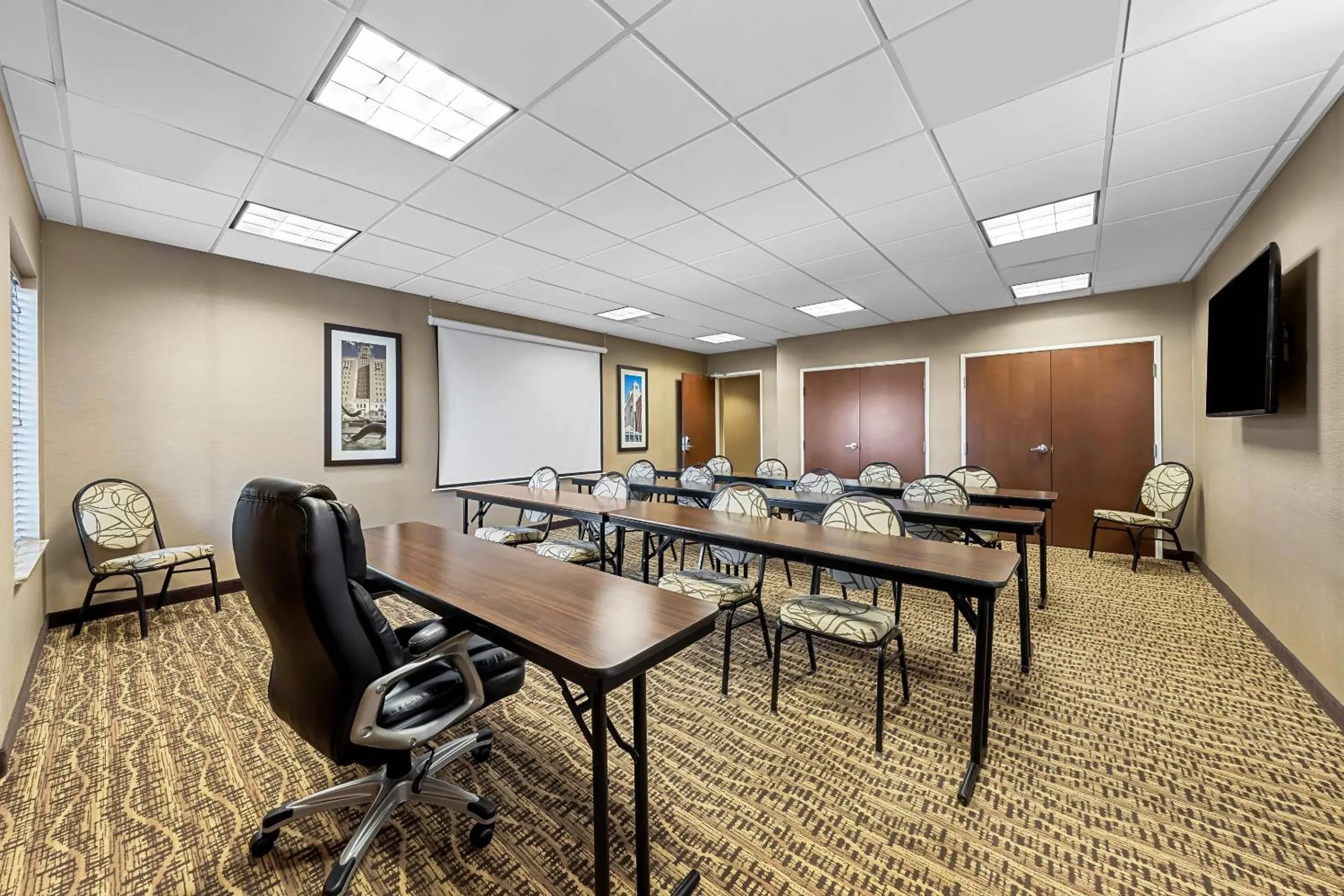 Meeting/conference room in Comfort Inn & Suites West - Medical Center