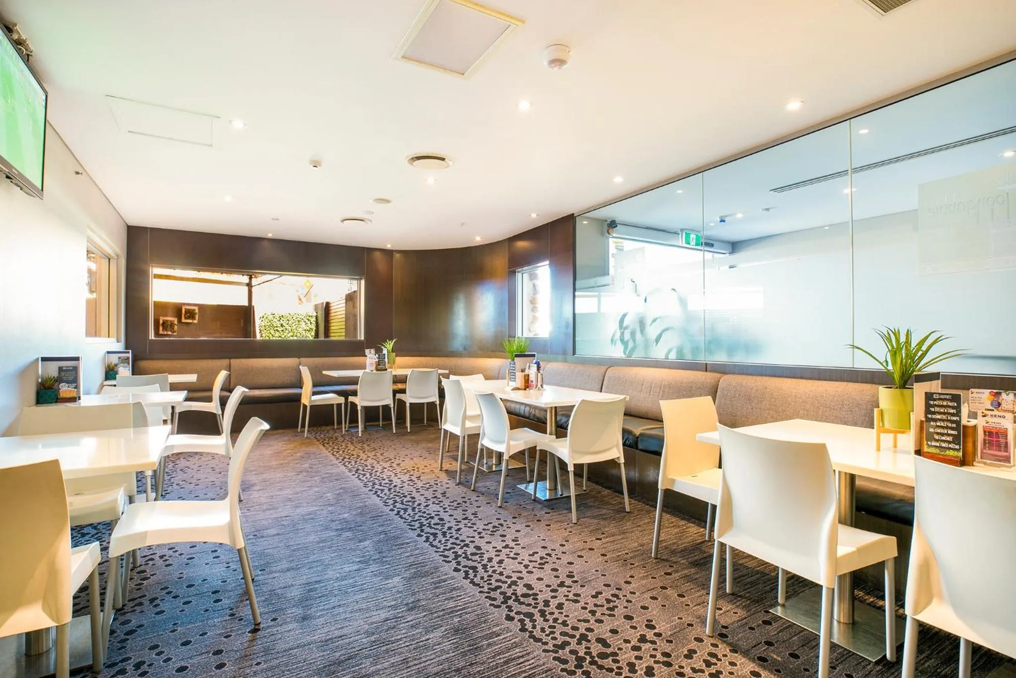 Restaurant/places to eat in Toongabbie Hotel