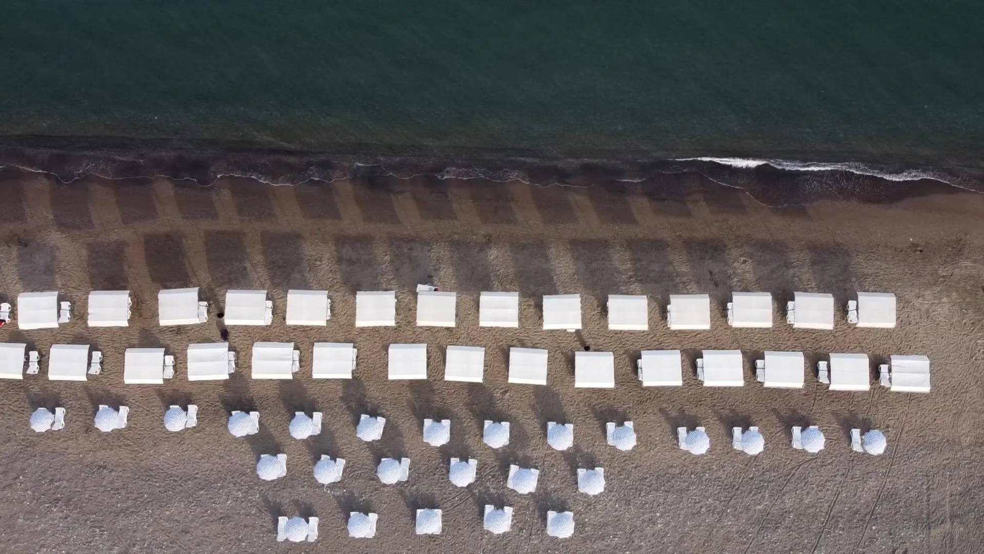 Beach in Denizkumu Hotel