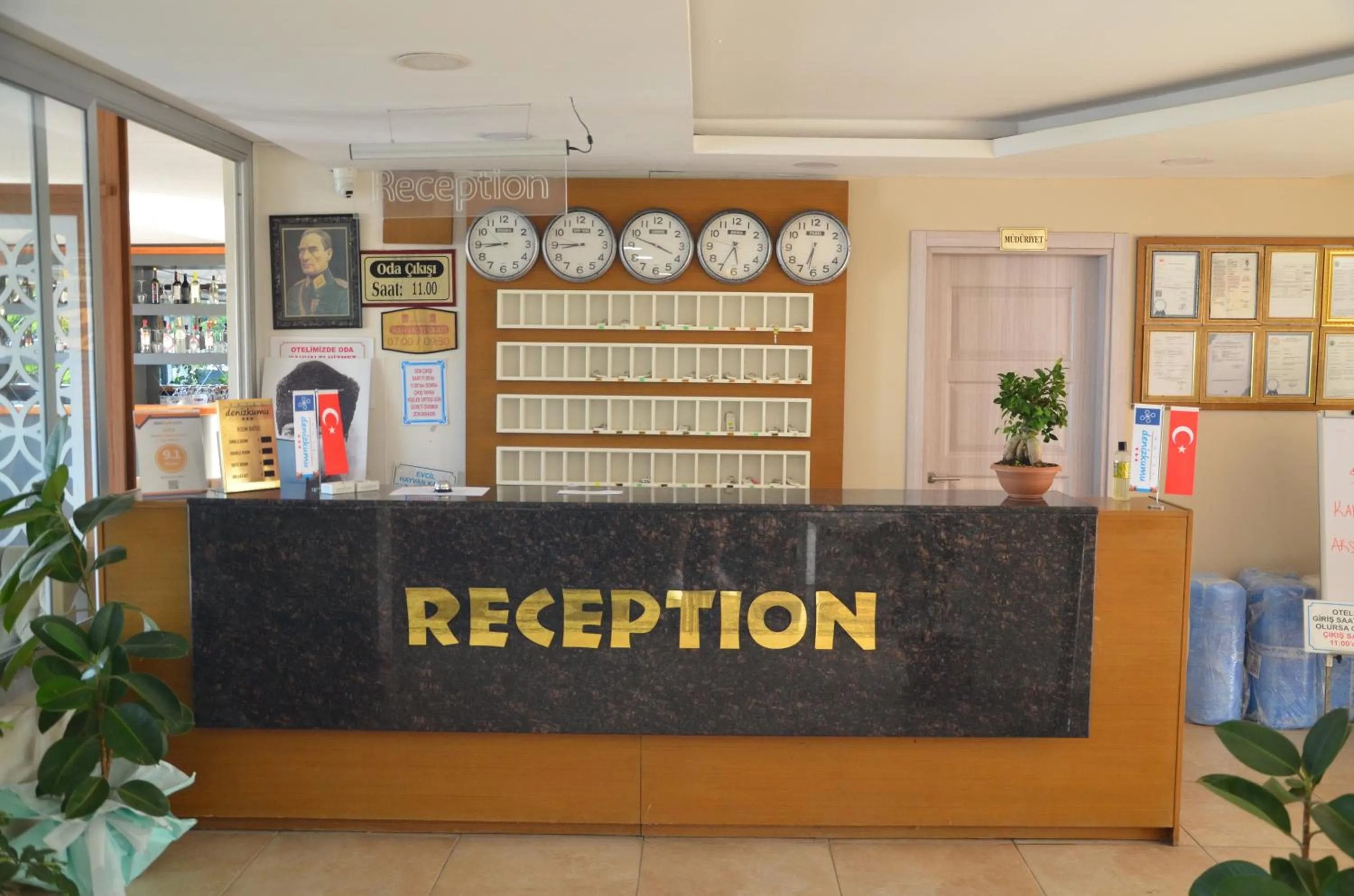 Lobby or reception in Denizkumu Hotel