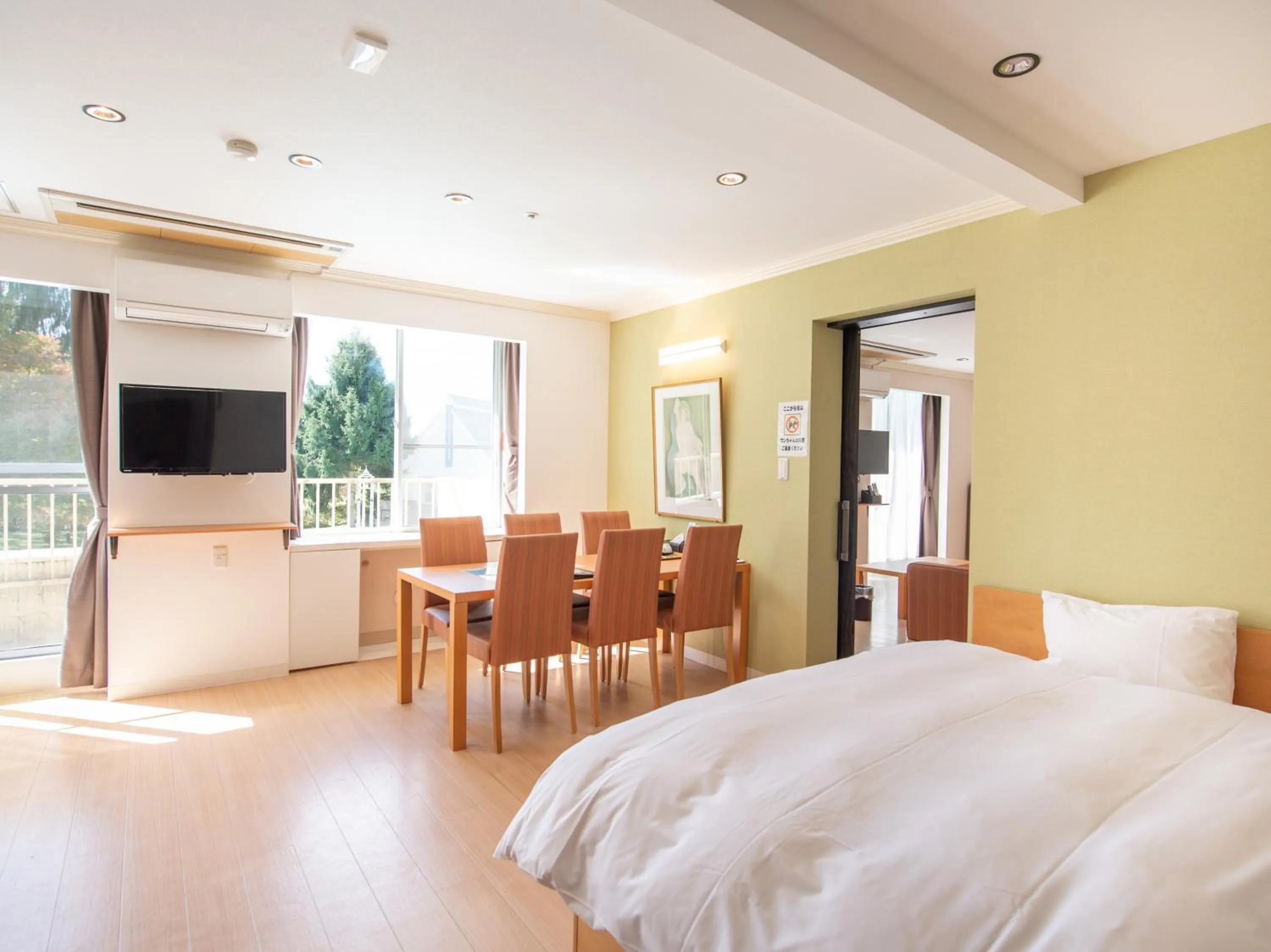 Bed in Resort Hotel Tateshina