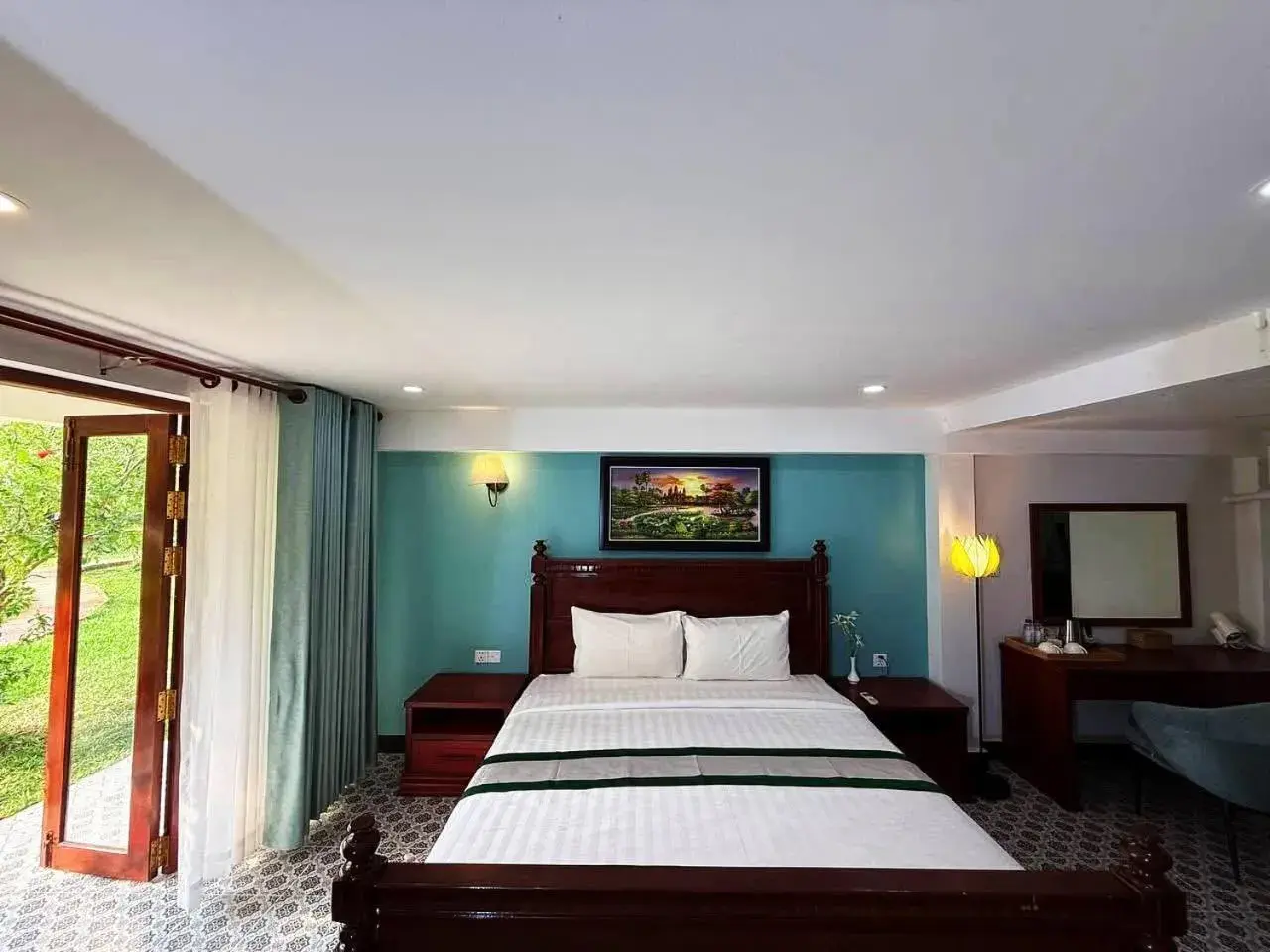 Bed in Ganesha Kampot Resort Bed in Ganesha Kampot Resort