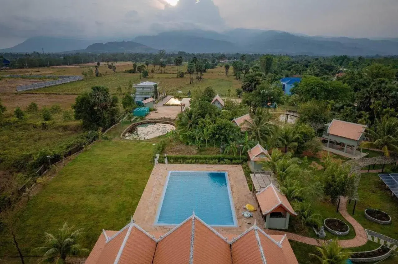 Mountain view in Ganesha Kampot Resort Mountain view in Ganesha Kampot Resort