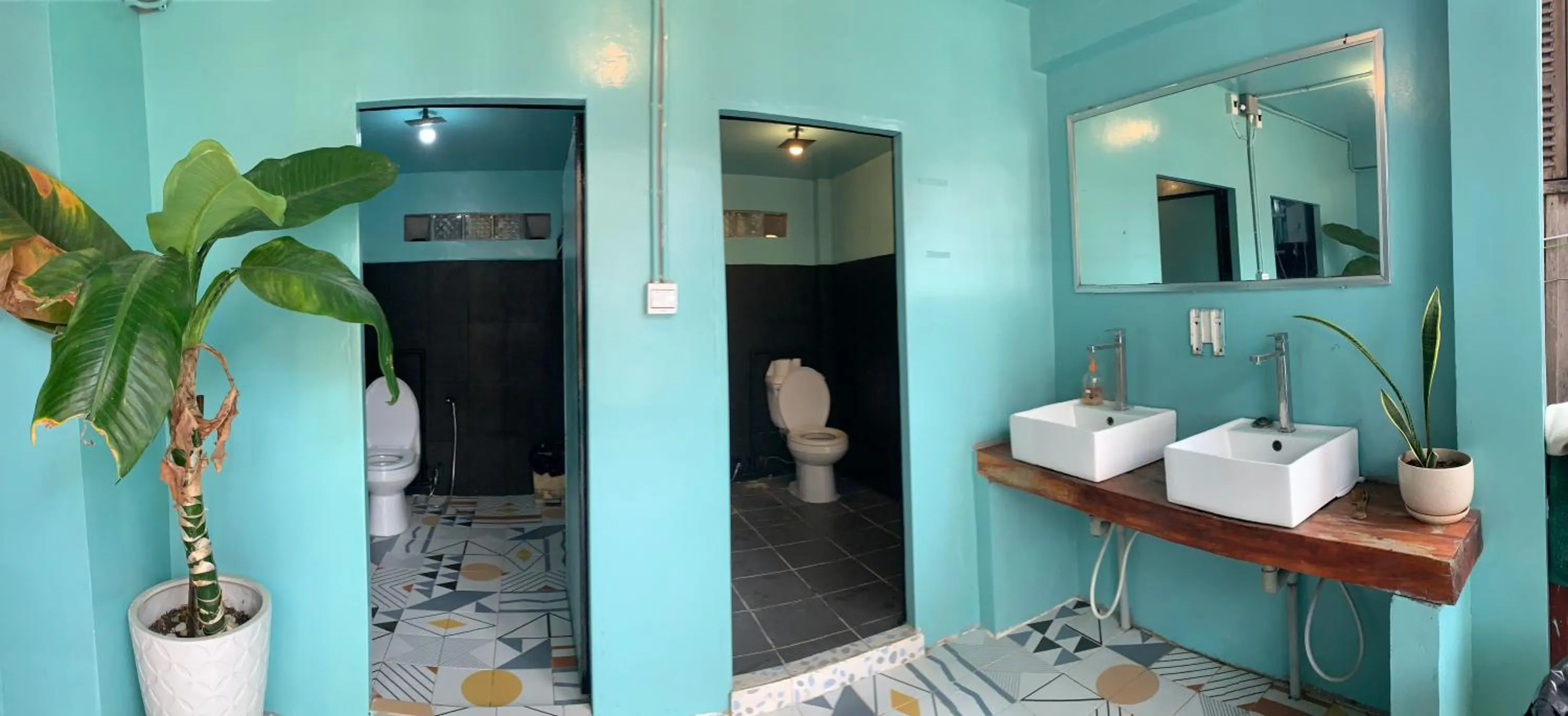 Bathroom in White Rose Guesthouse