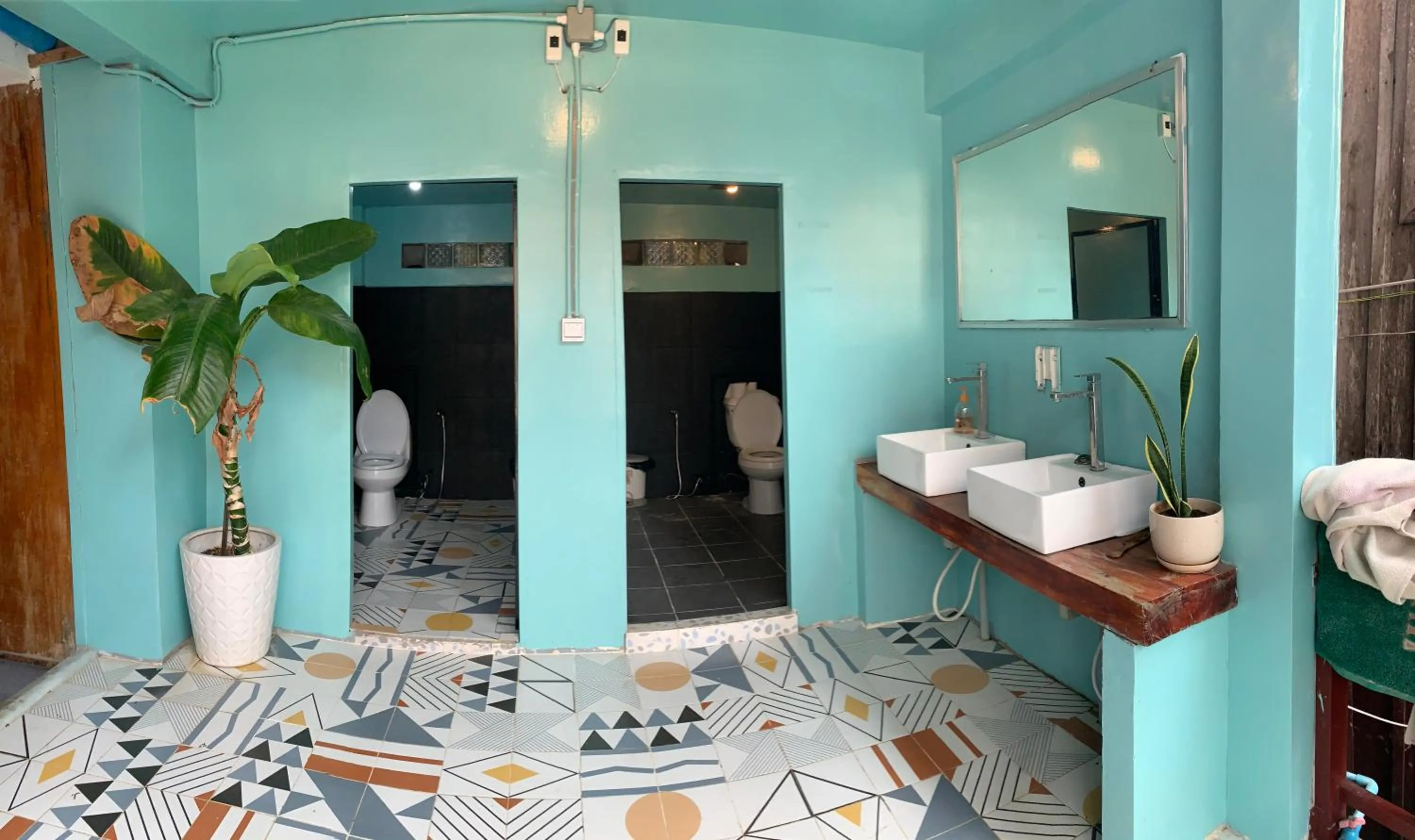 Bathroom in White Rose Guesthouse