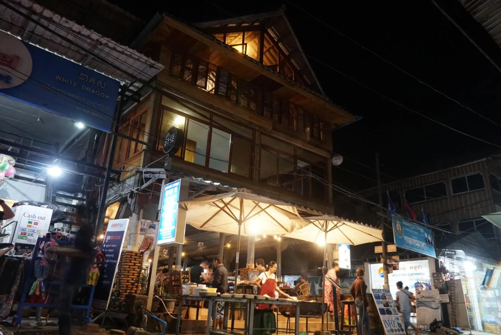 White Rose Guesthouse