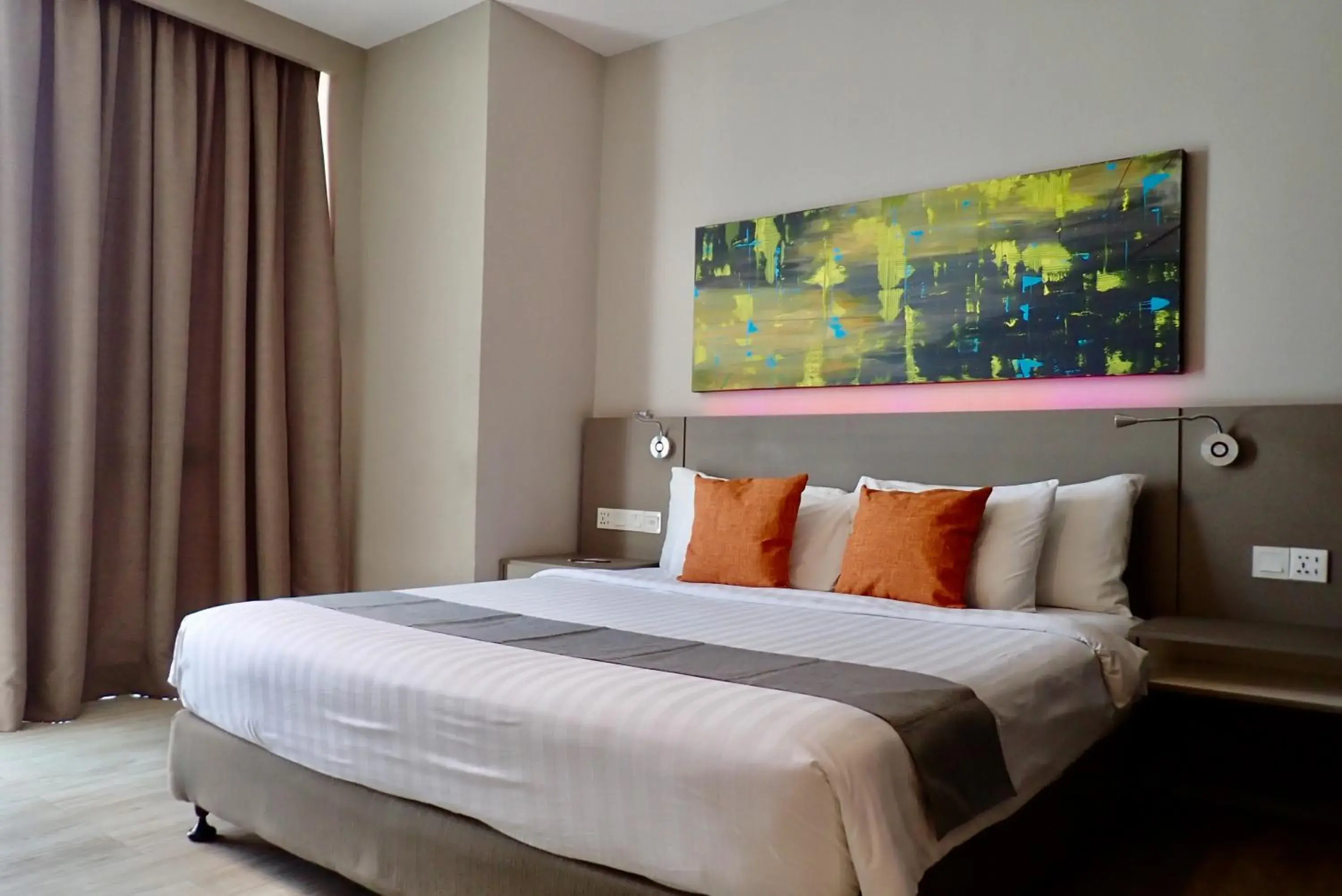 Bed in Qliq Damansara Hotel Bed in Qliq Damansara Hotel