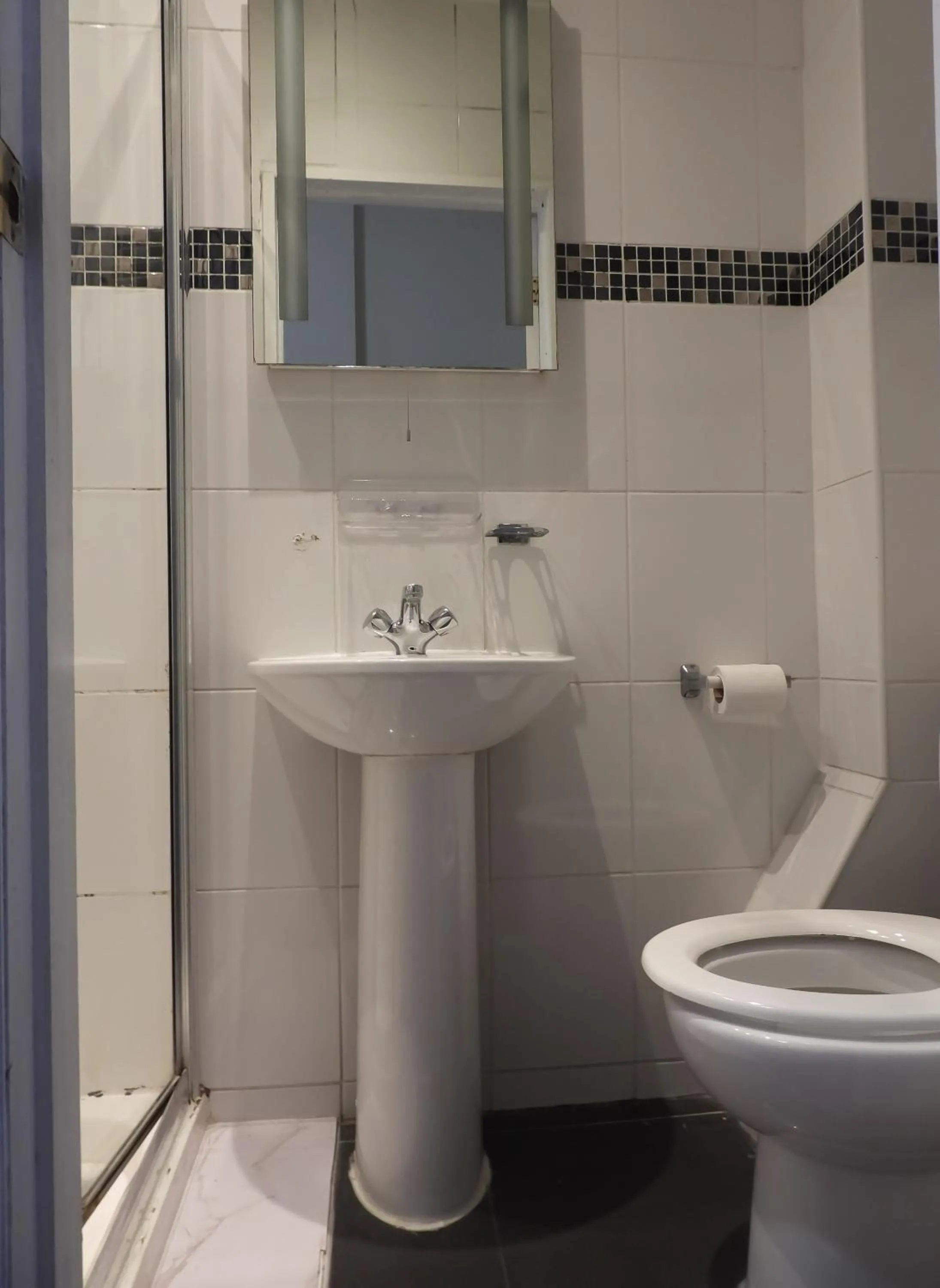 Hyde Park Court Hotel