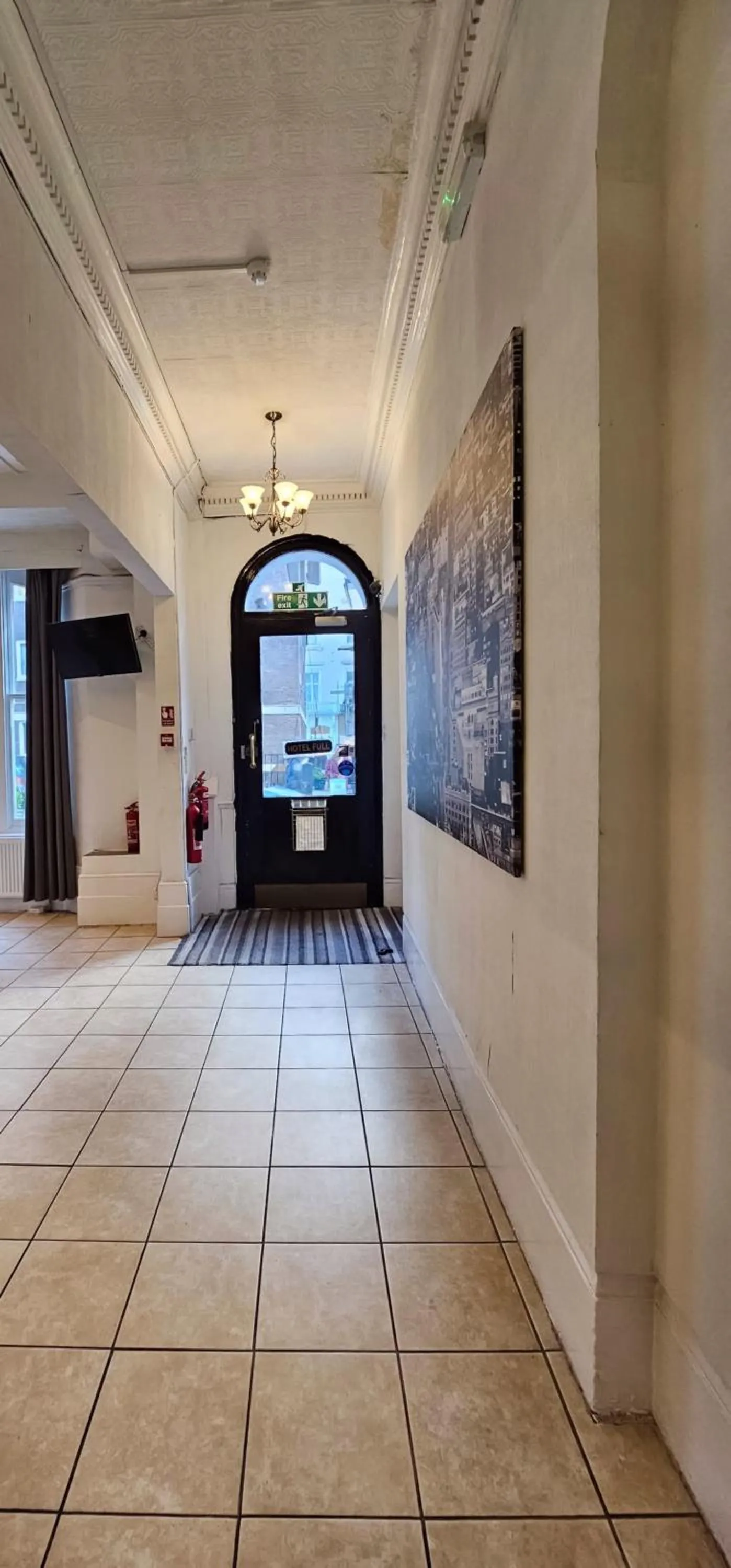 Property building in Hyde Park Court Hotel