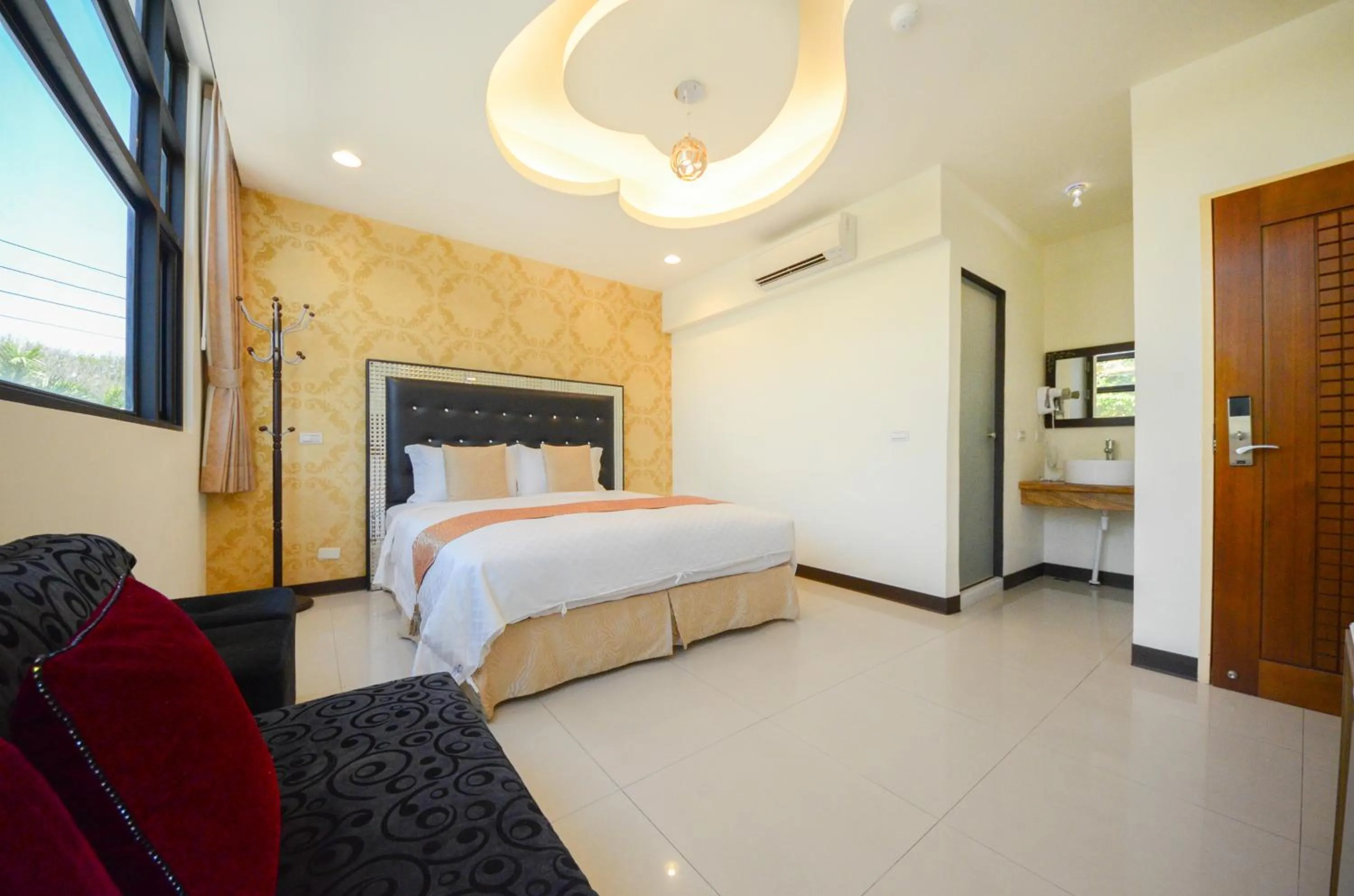 Photo of the whole room, Bed in Ciao House B&B