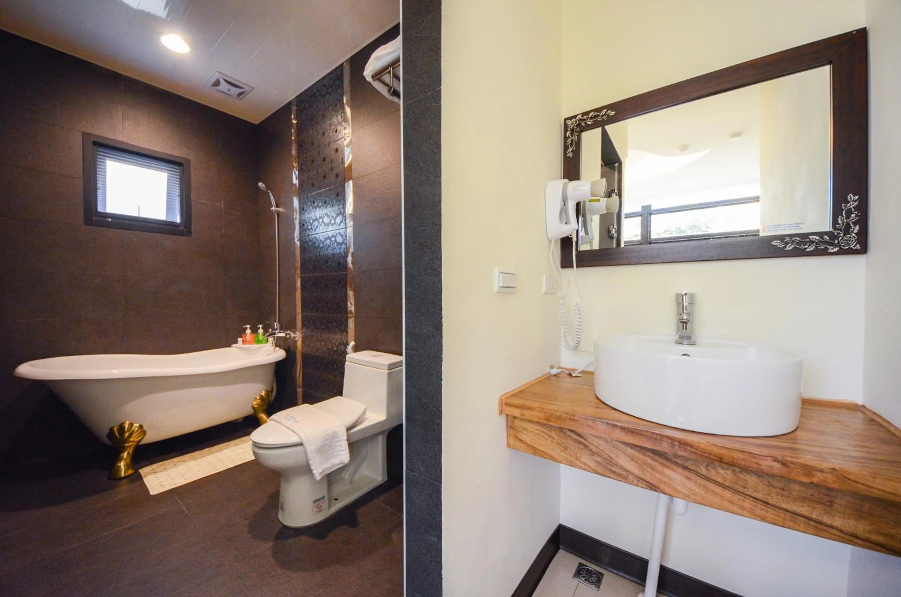 Bathroom in Ciao House B&B