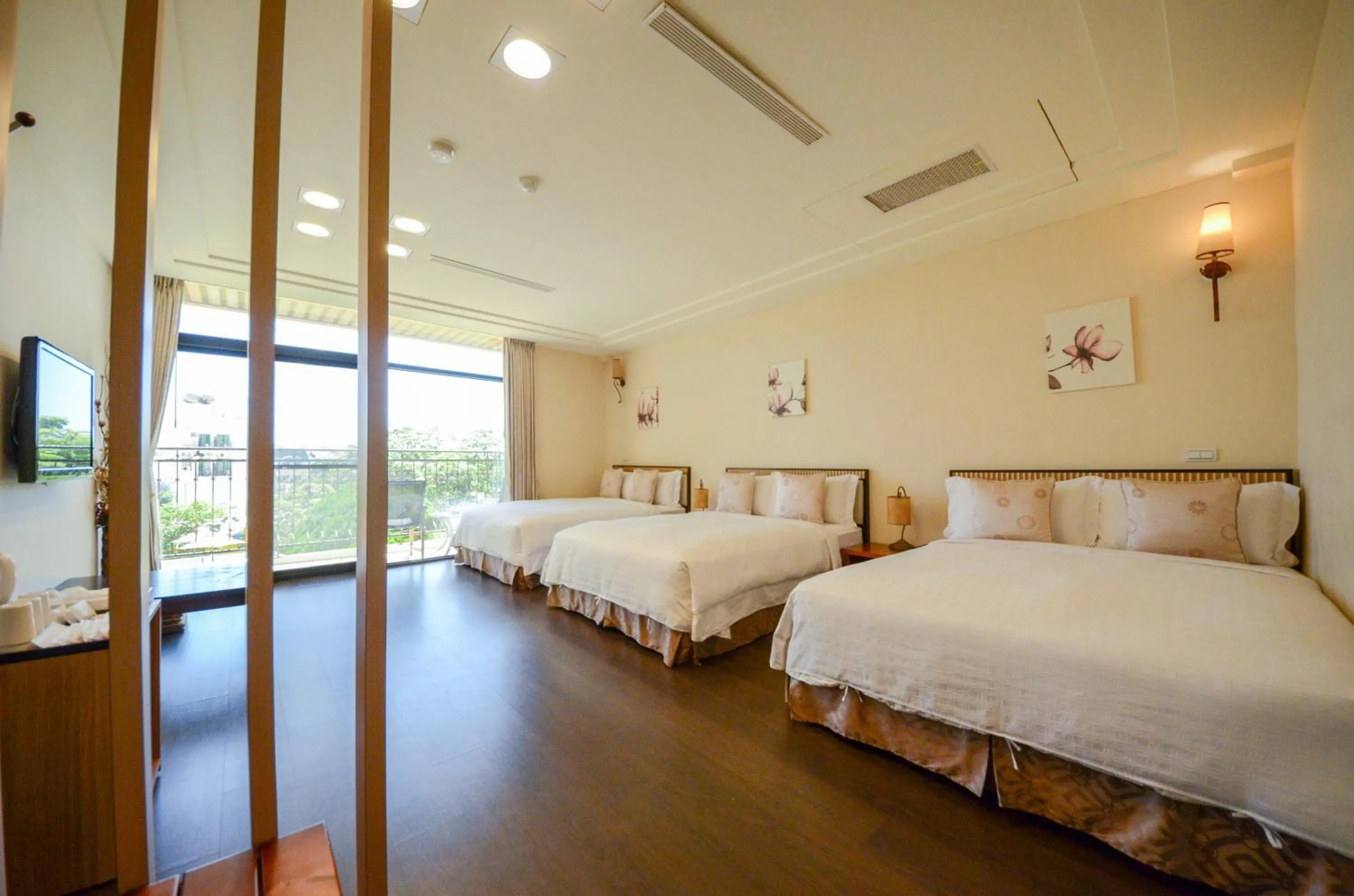 Photo of the whole room, Bed in Ciao House B&B