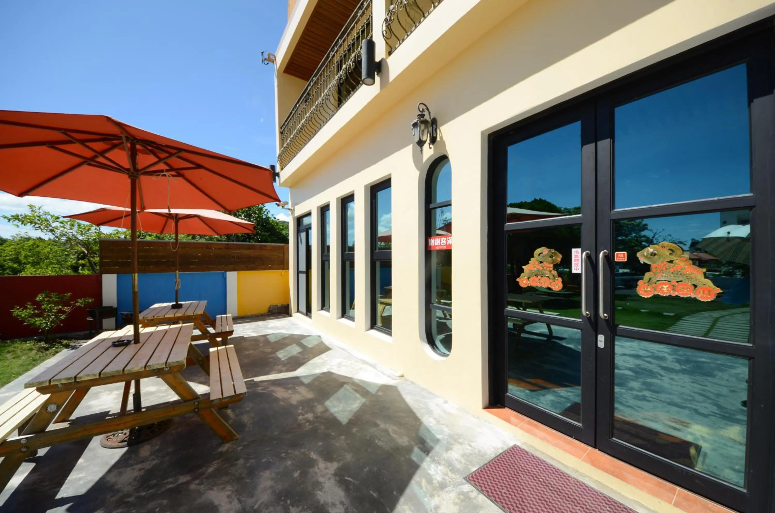 Facade/entrance in Ciao House B&B