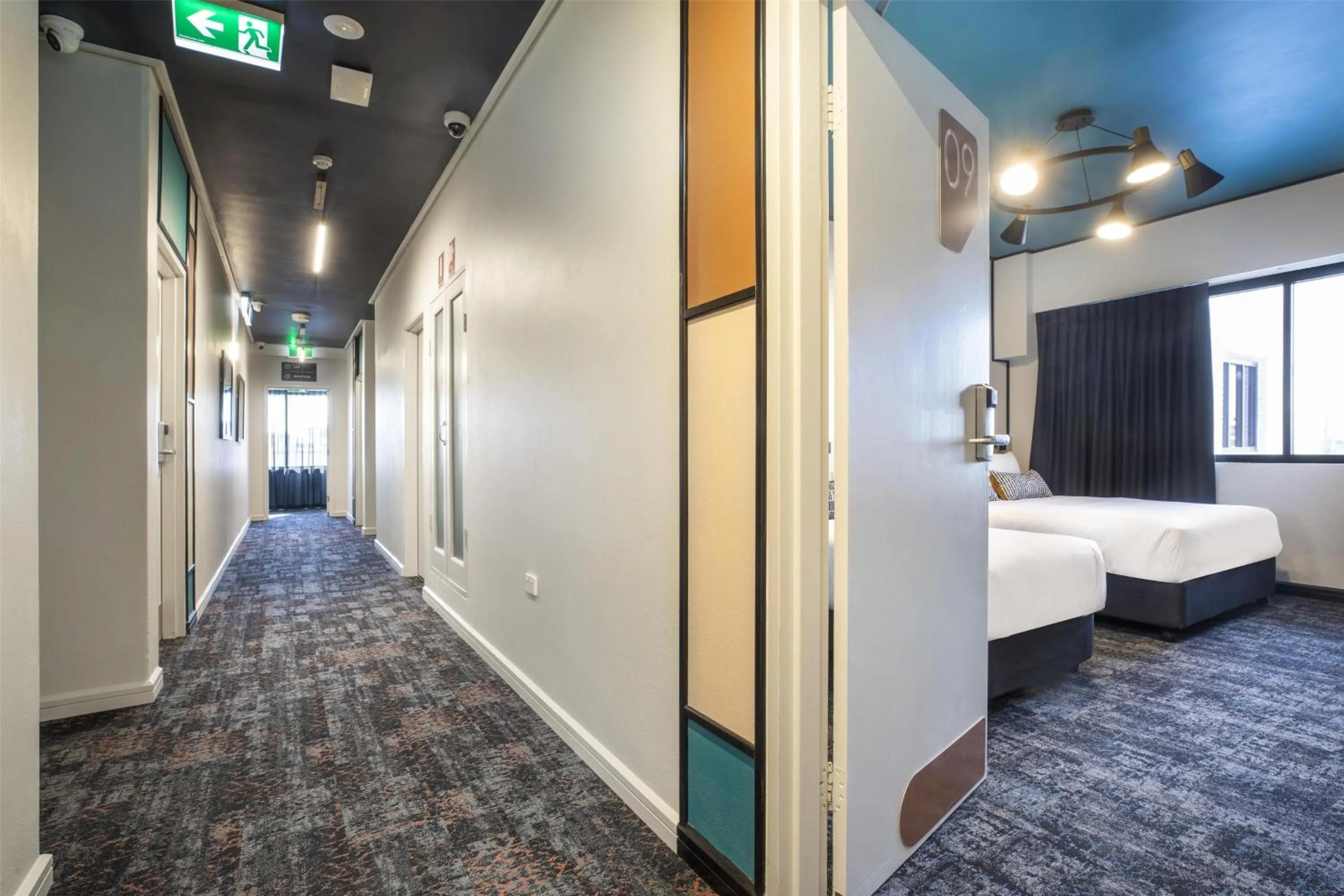 Bedroom, Bed in Nightcap at Prince of Wales Hotel