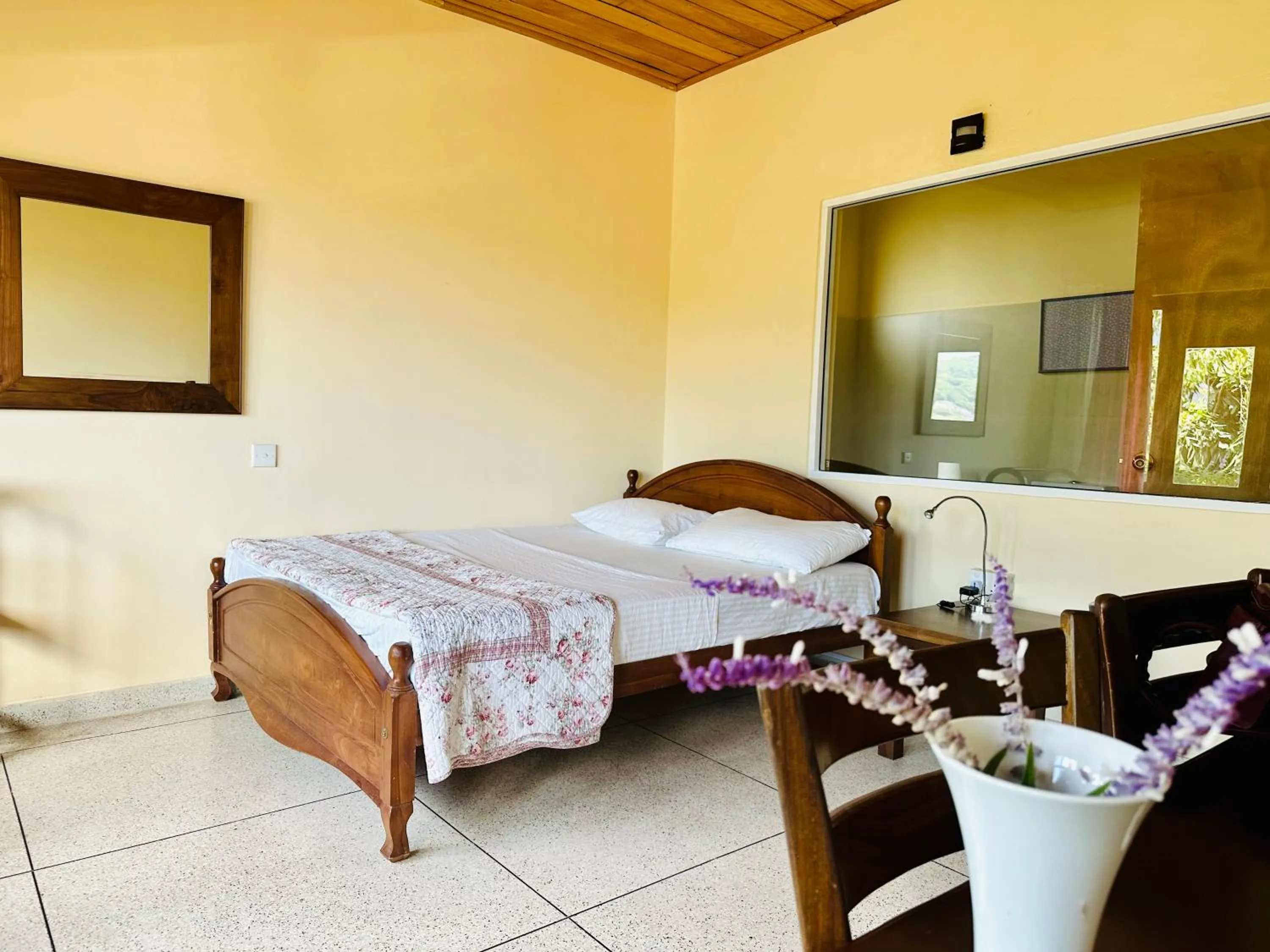 Standard Double Room with Garden View in The Views Kandy - 360 Mountain View