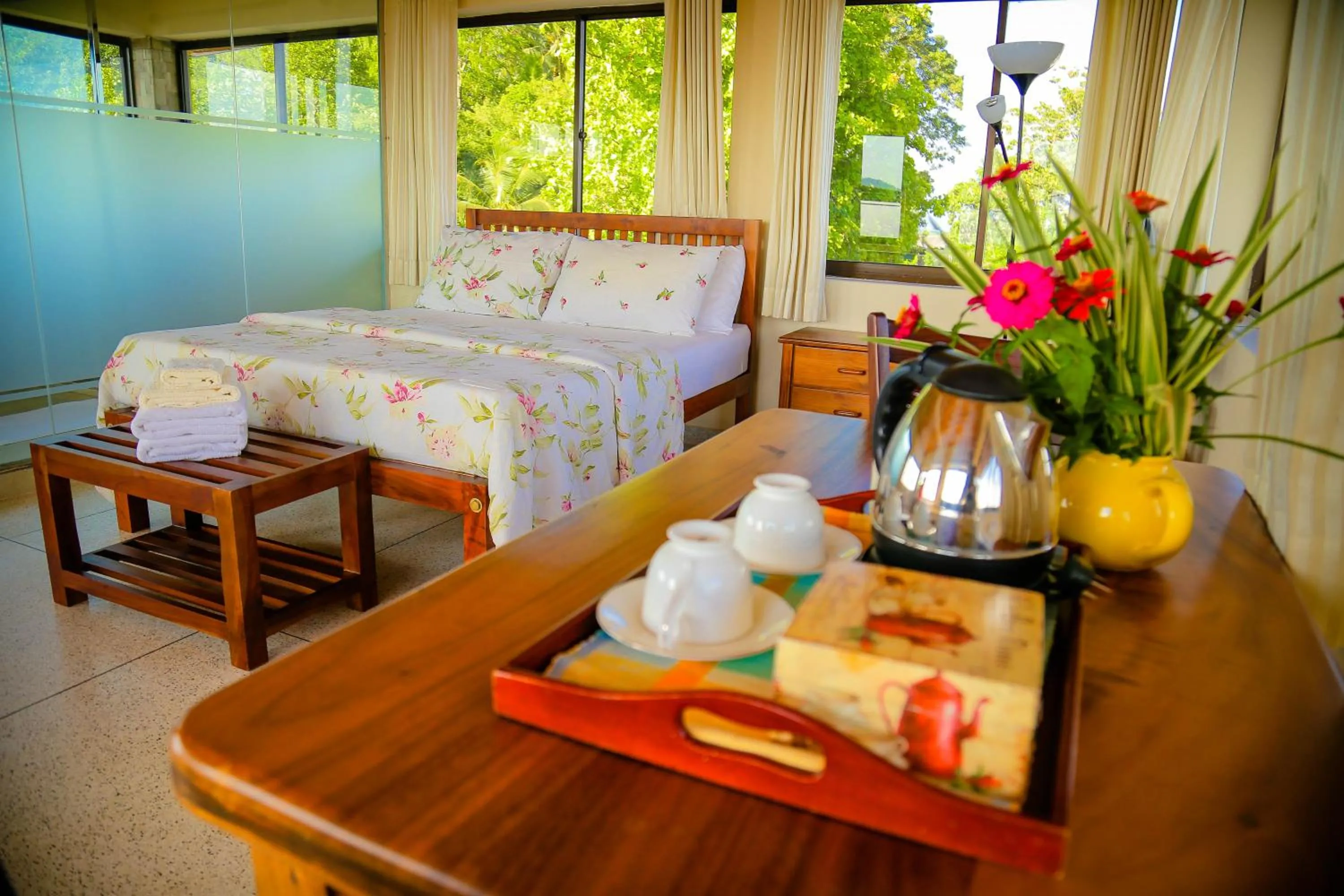 Deluxe Double Room with 360° Mountain View - single occupancy in The Views Kandy - 360 Mountain View