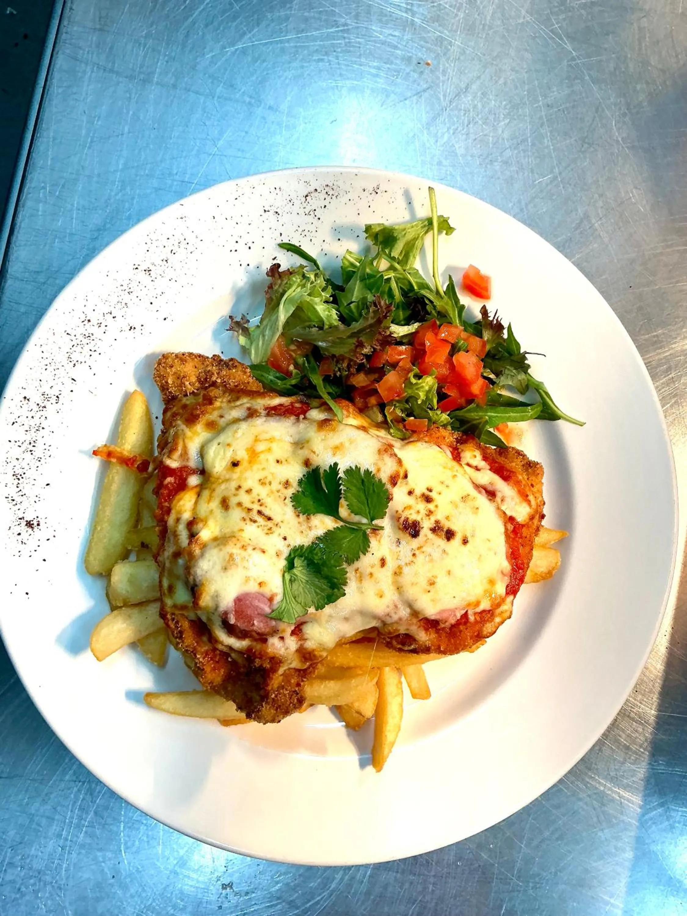 Food and drinks in Sanctuary House Resort Motel