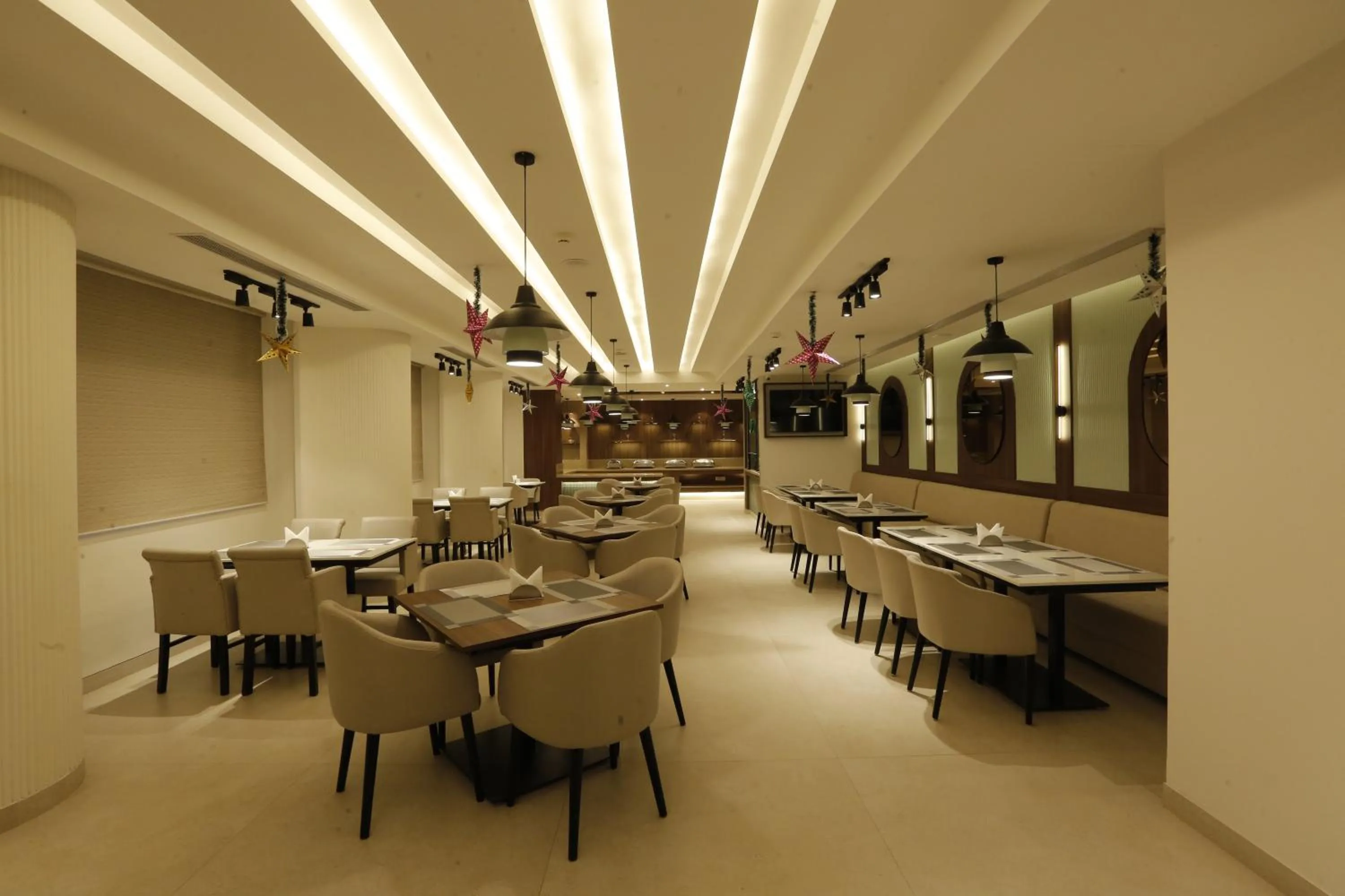 Restaurant/places to eat in Tulip Inn Zirakpur