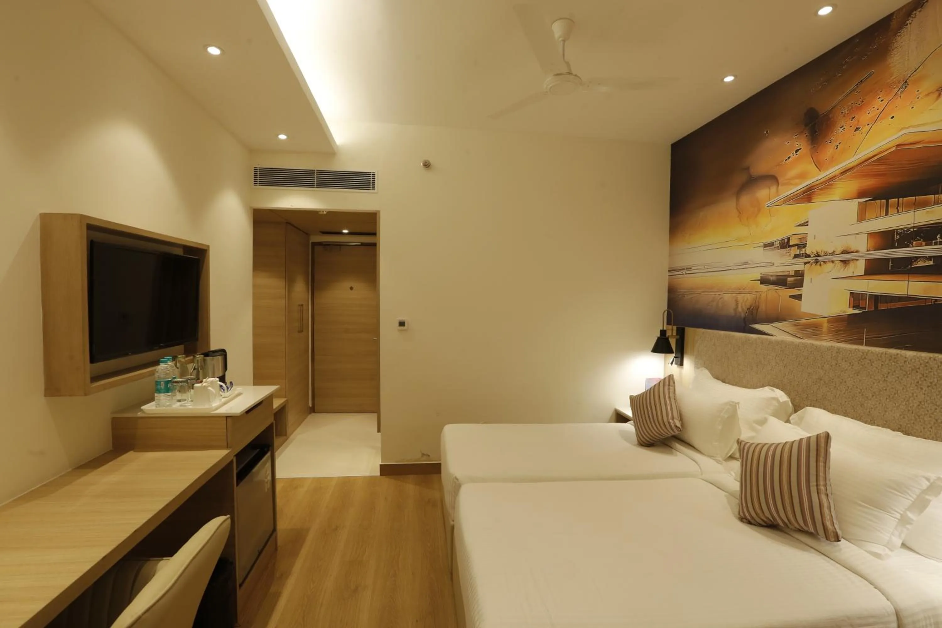 Bedroom, Bed in Tulip Inn Zirakpur