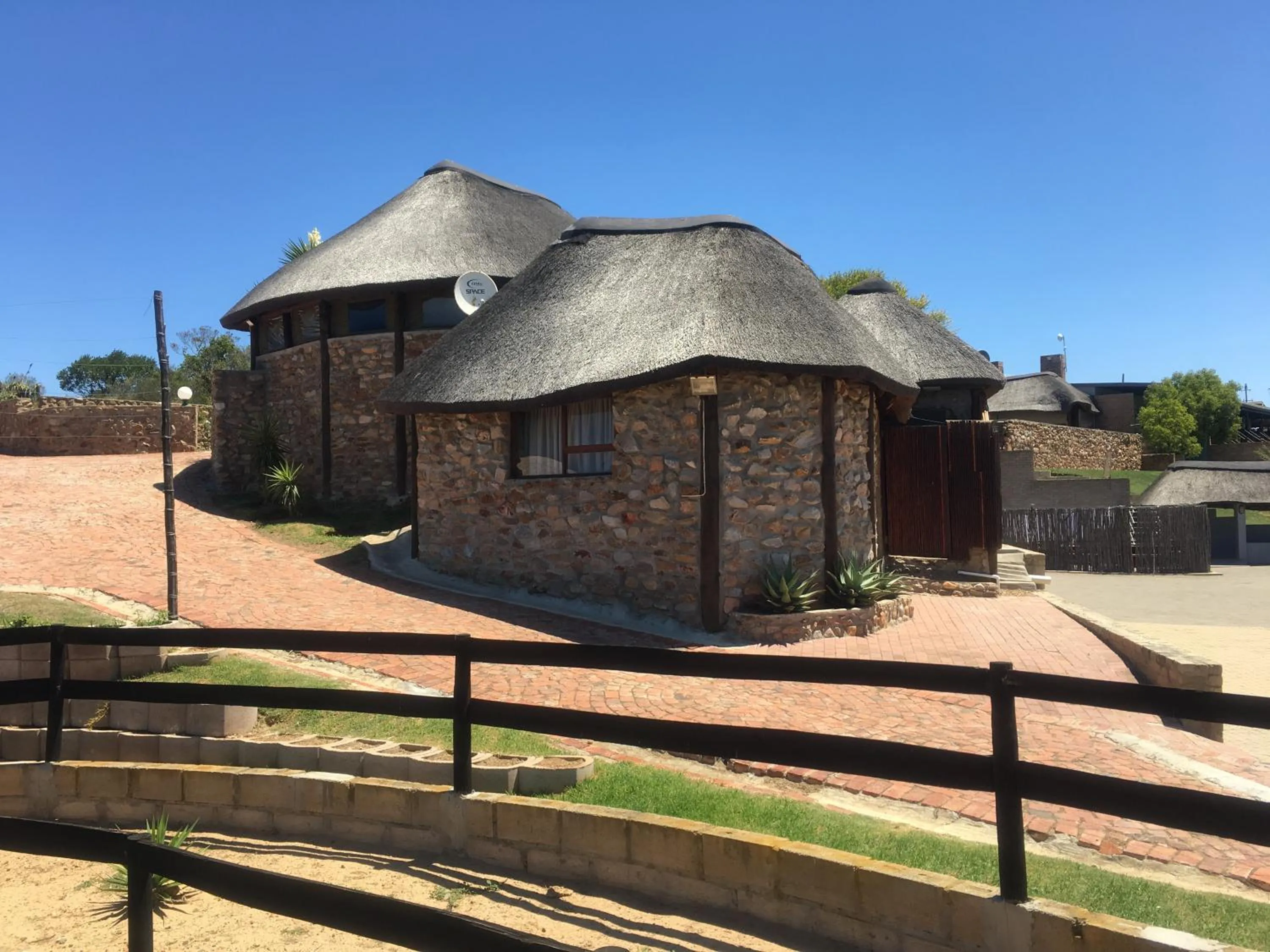 Property building in Outeniquabosch Lodge