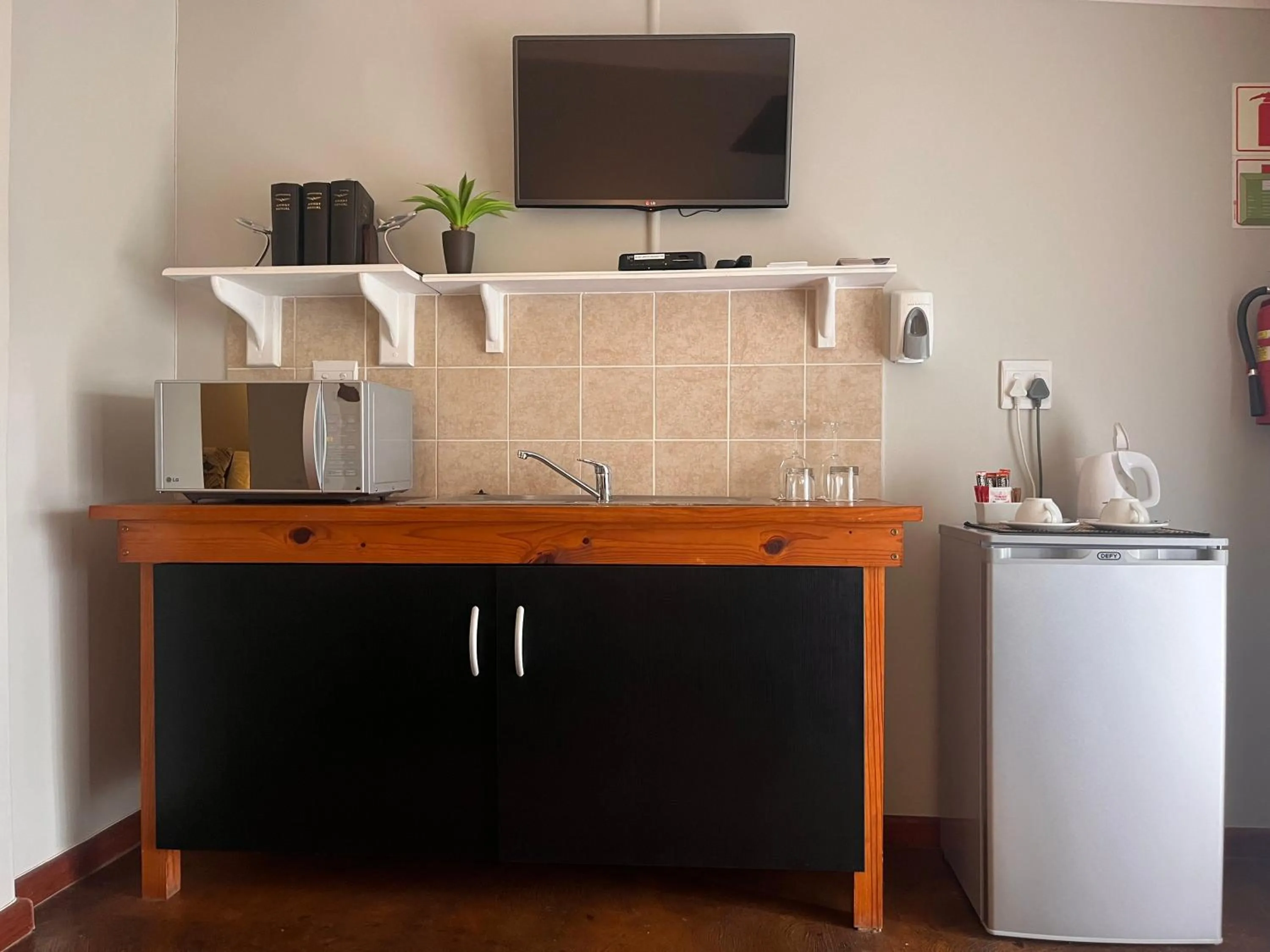 Coffee/tea facilities in Outeniquabosch Lodge