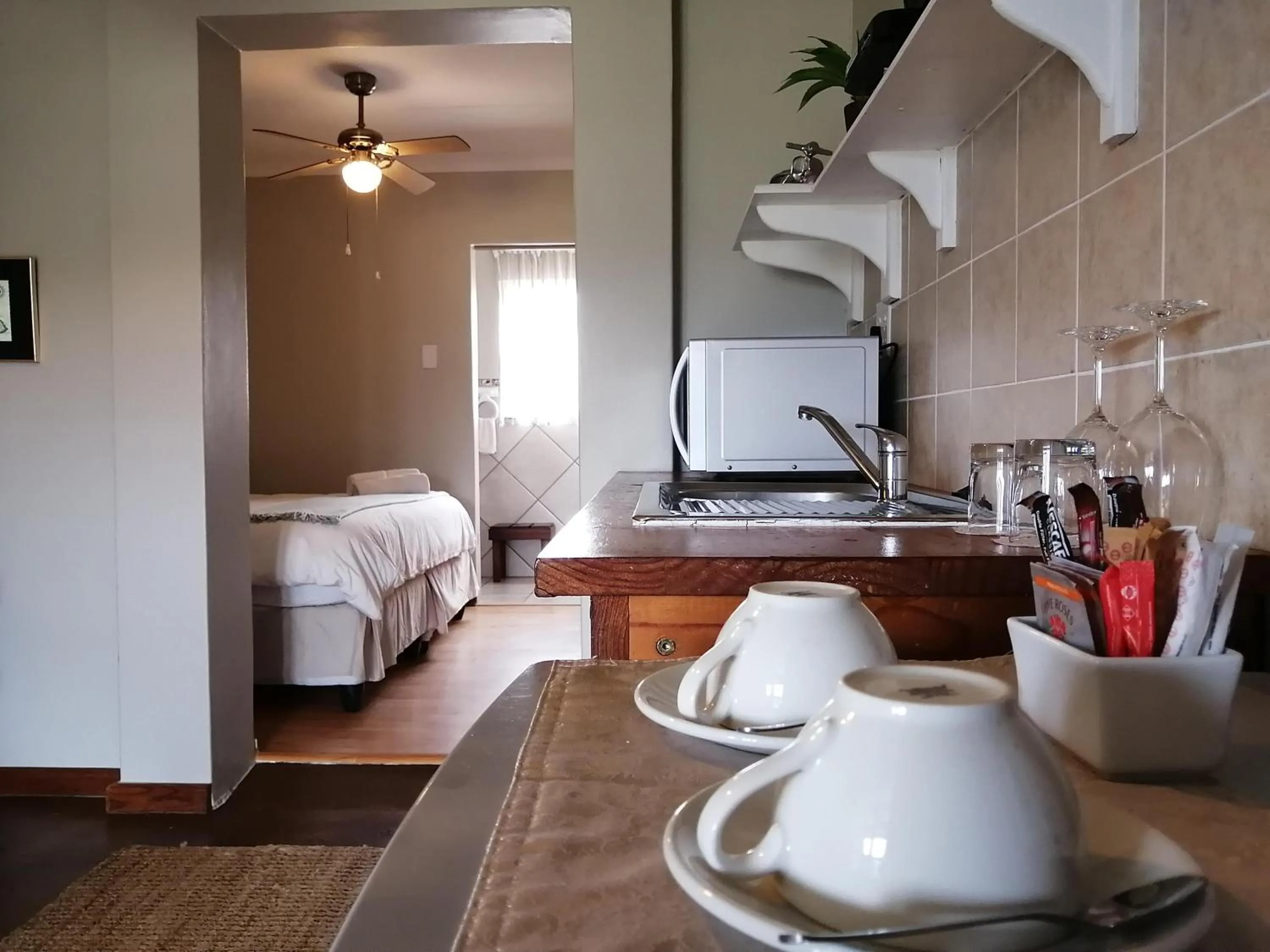 Kitchen or kitchenette in Outeniquabosch Lodge