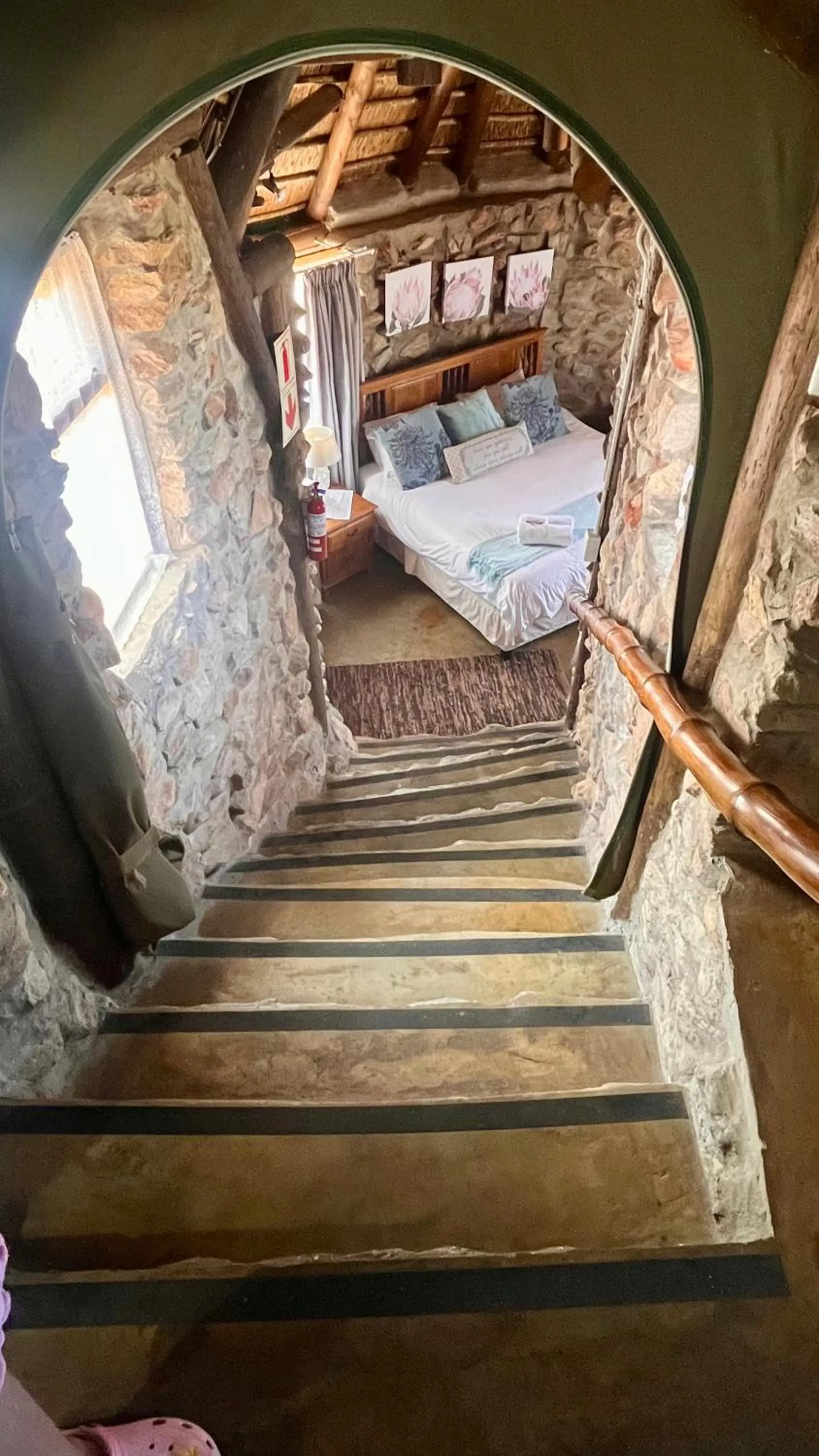 Photo of the whole room in Outeniquabosch Lodge
