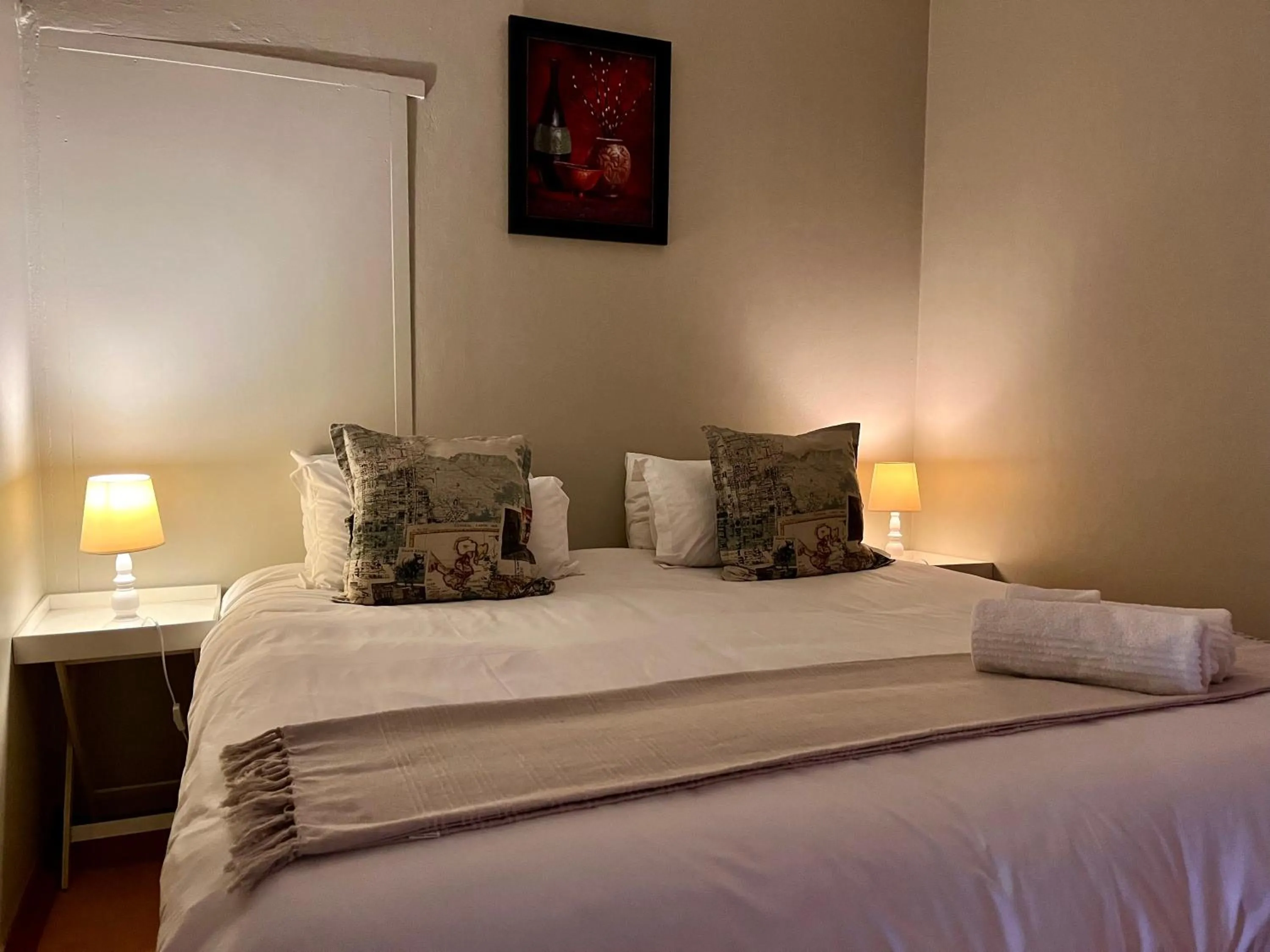 Bed in Outeniquabosch Lodge