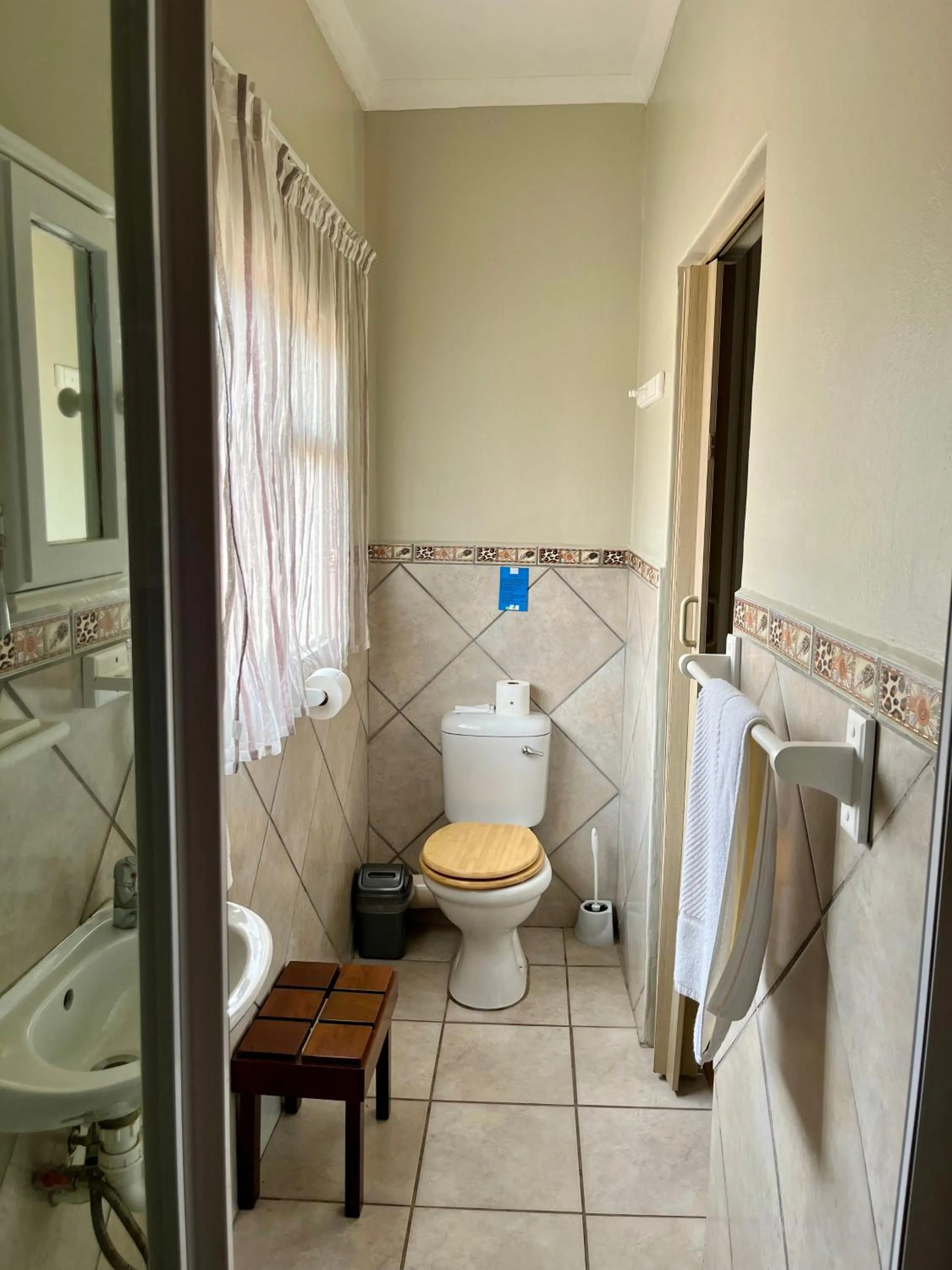 Shower in Outeniquabosch Lodge