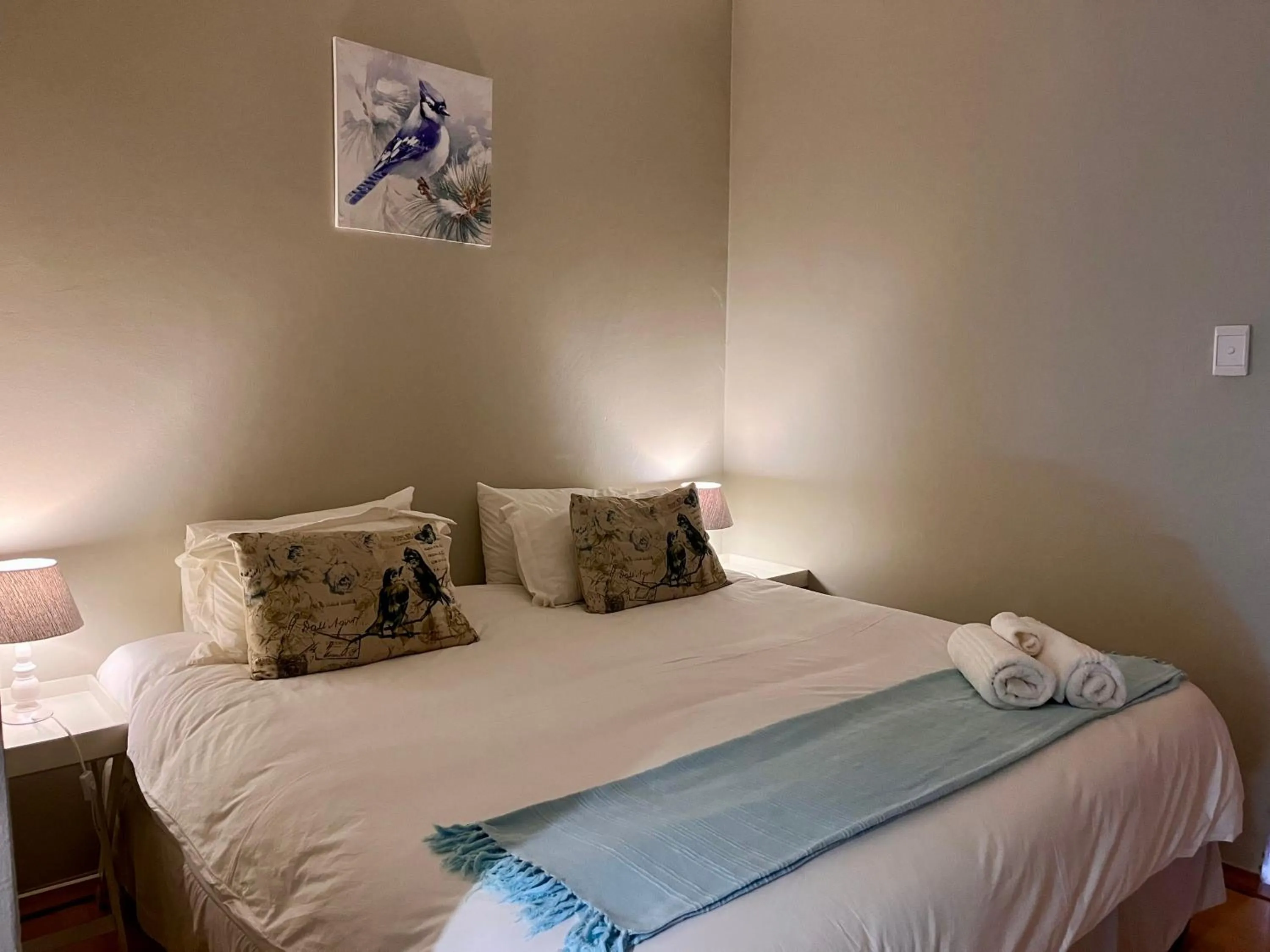 Bed in Outeniquabosch Lodge