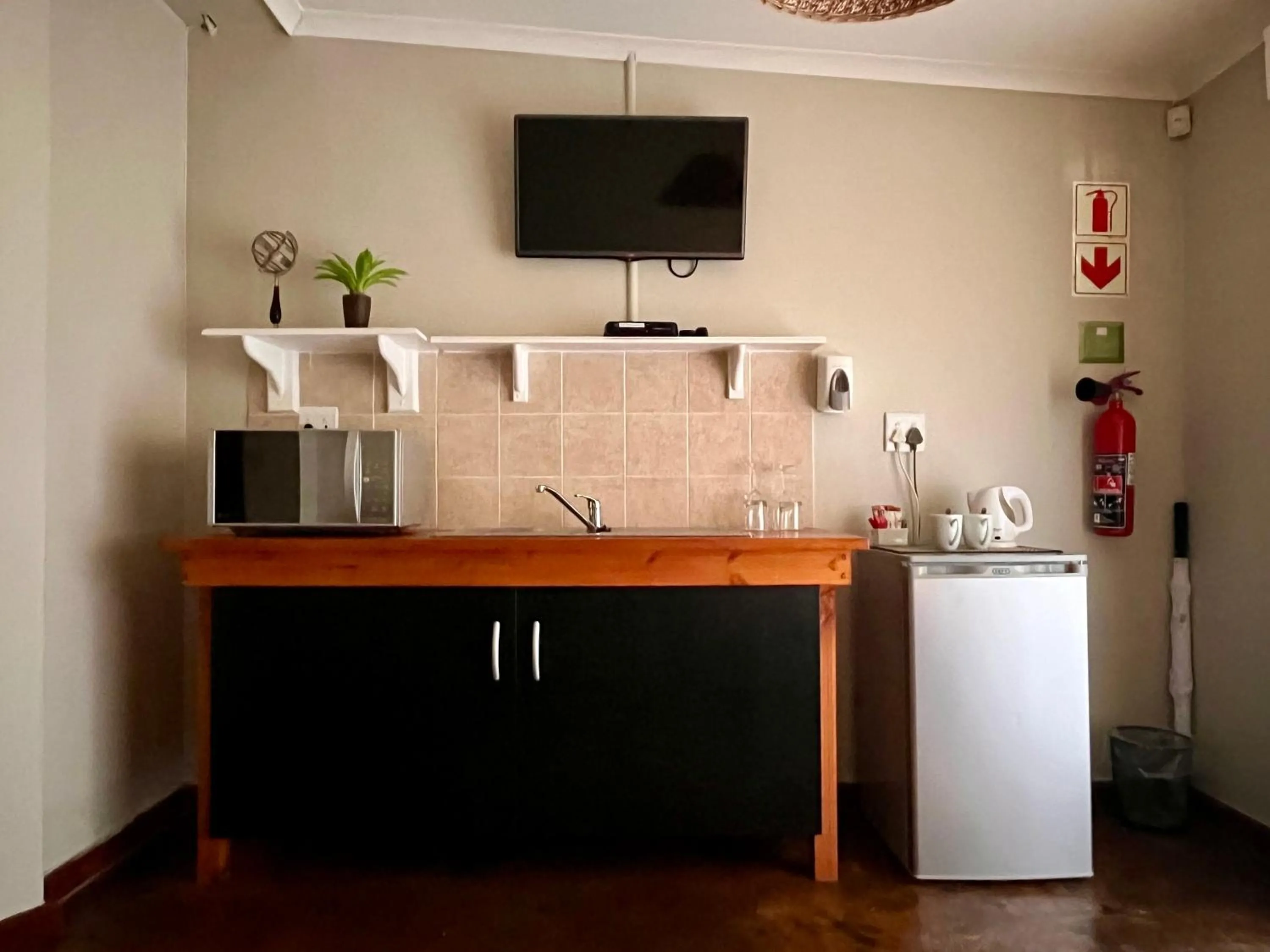Coffee/tea facilities in Outeniquabosch Lodge