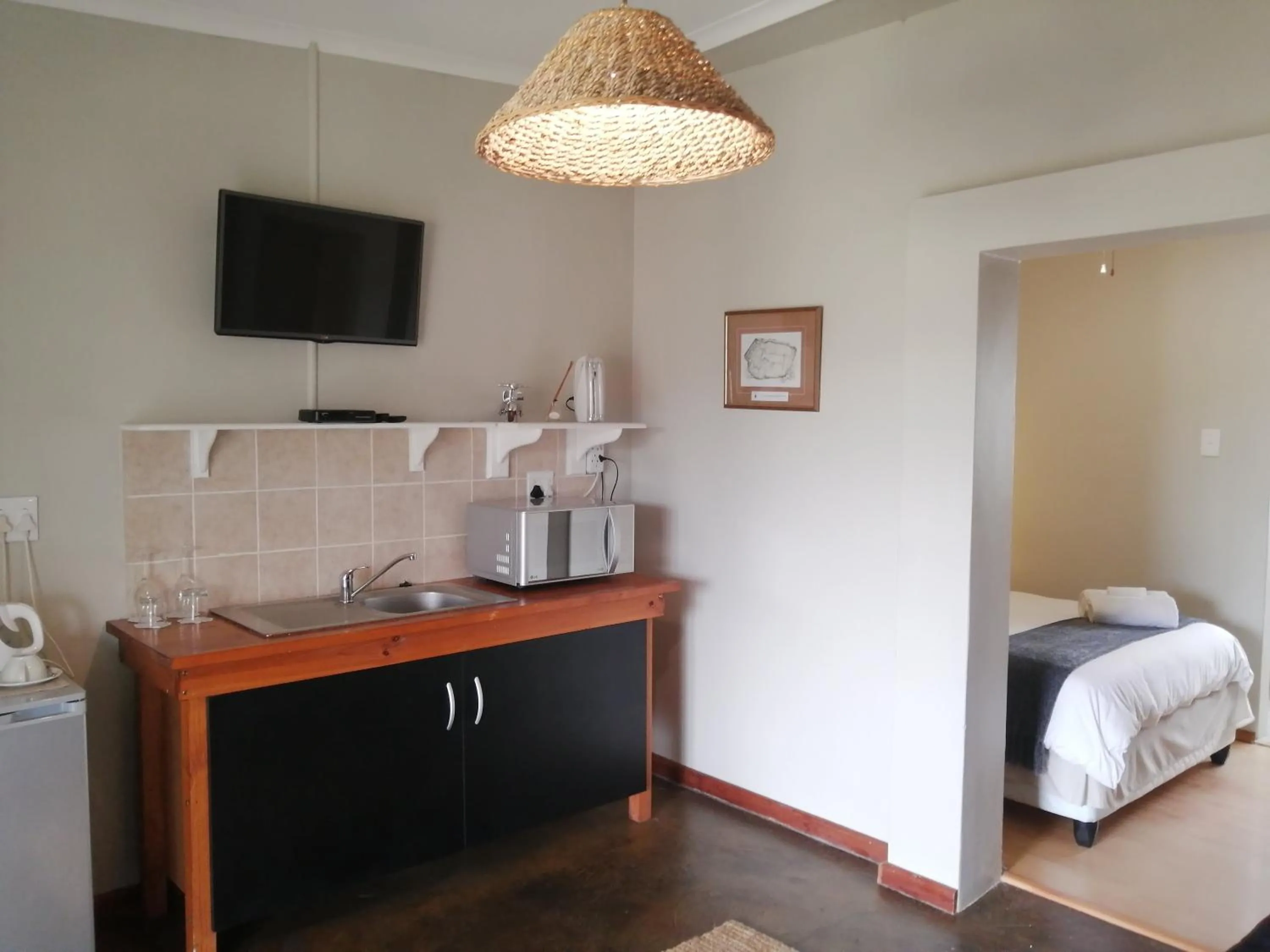 Photo of the whole room in Outeniquabosch Lodge