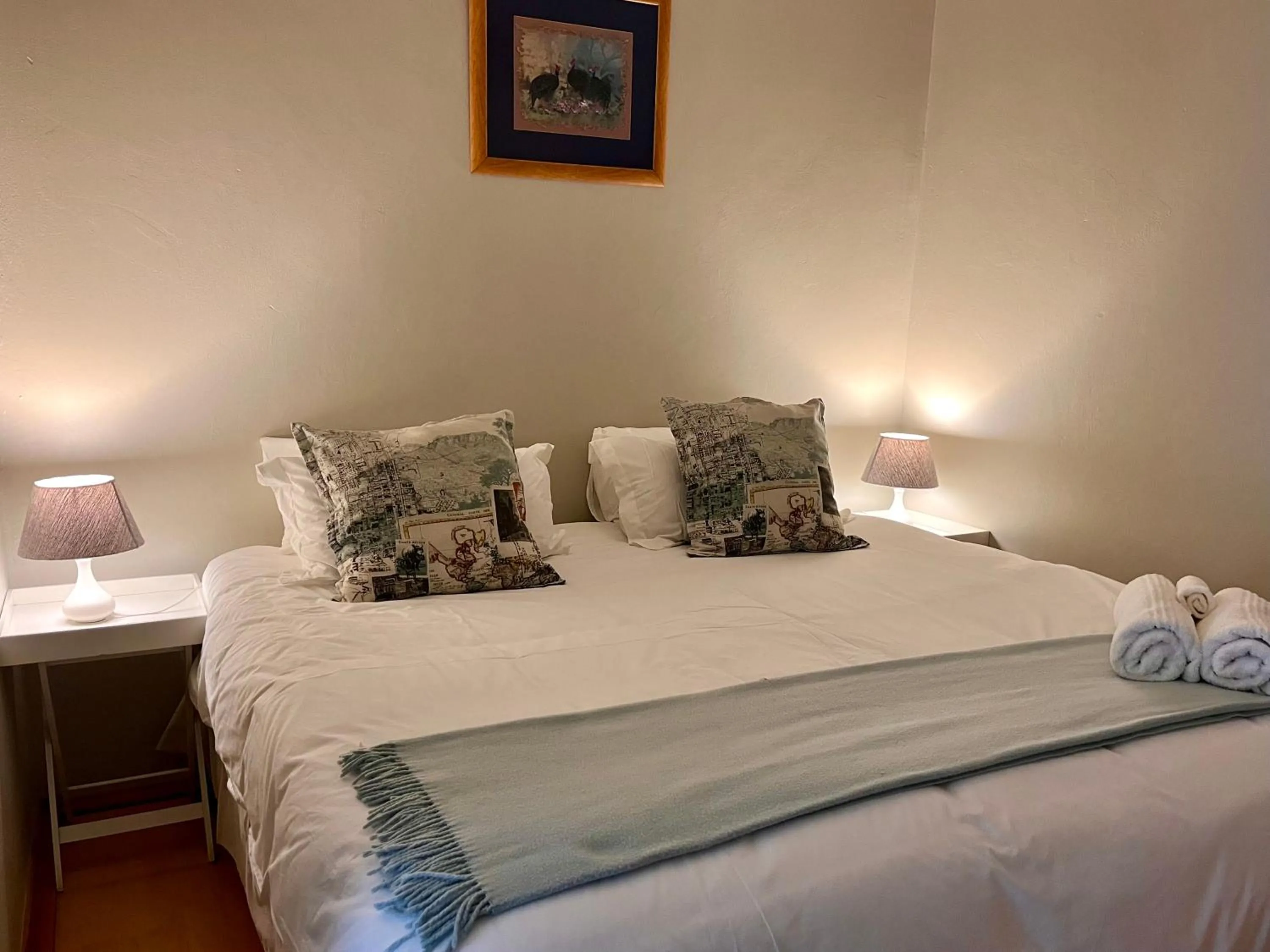 Bed in Outeniquabosch Lodge