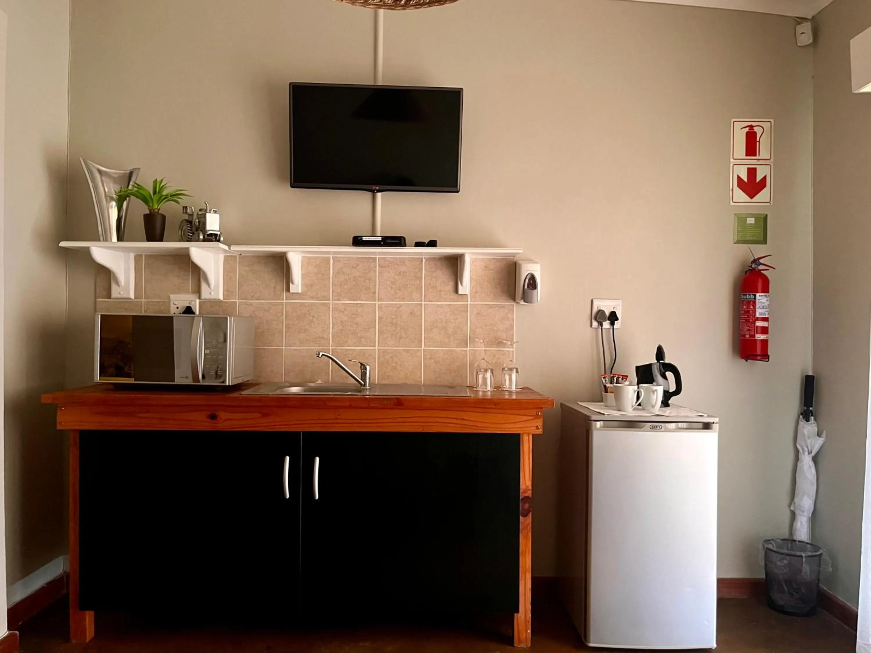 Coffee/tea facilities in Outeniquabosch Lodge