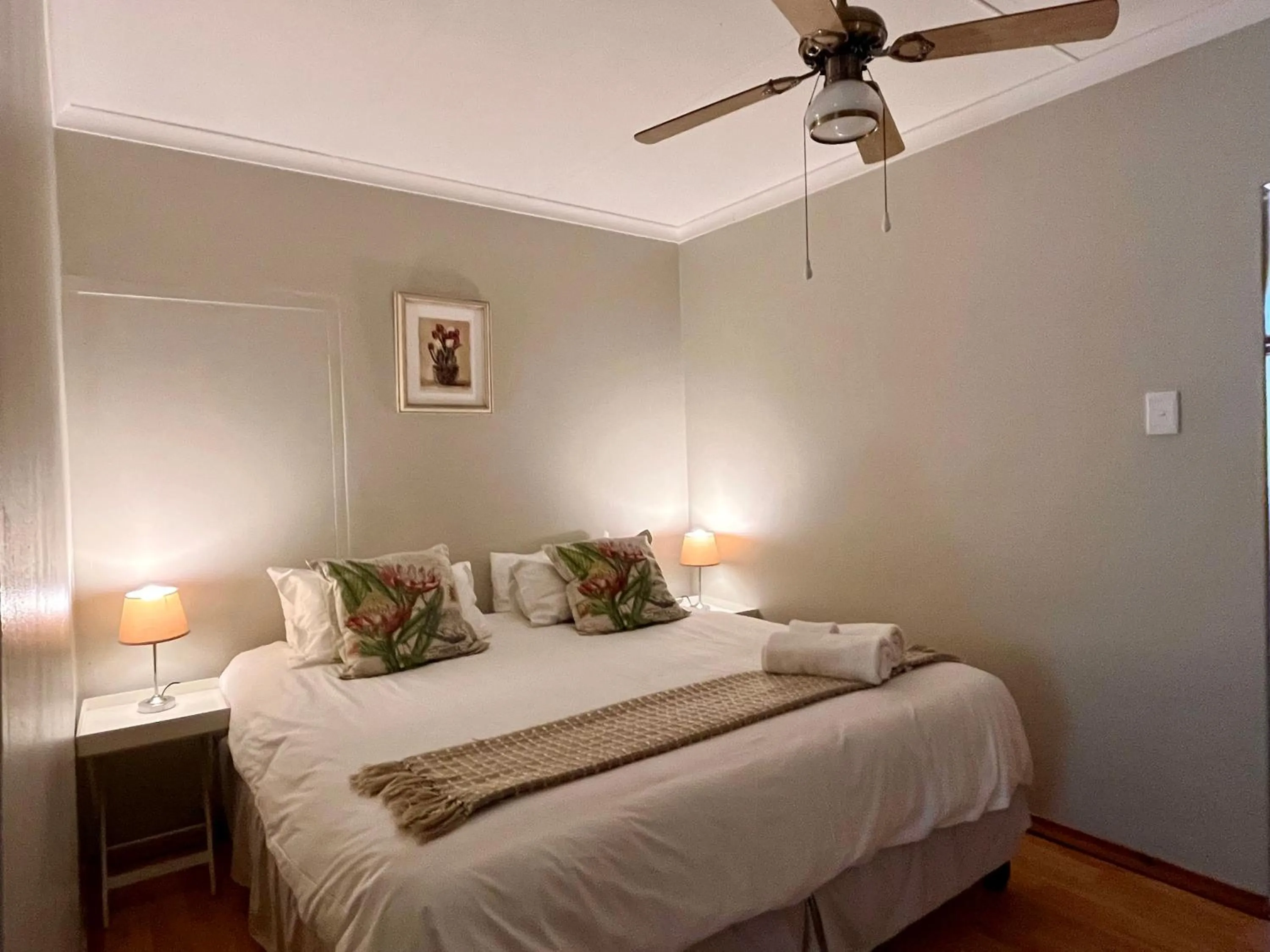 Bed in Outeniquabosch Lodge