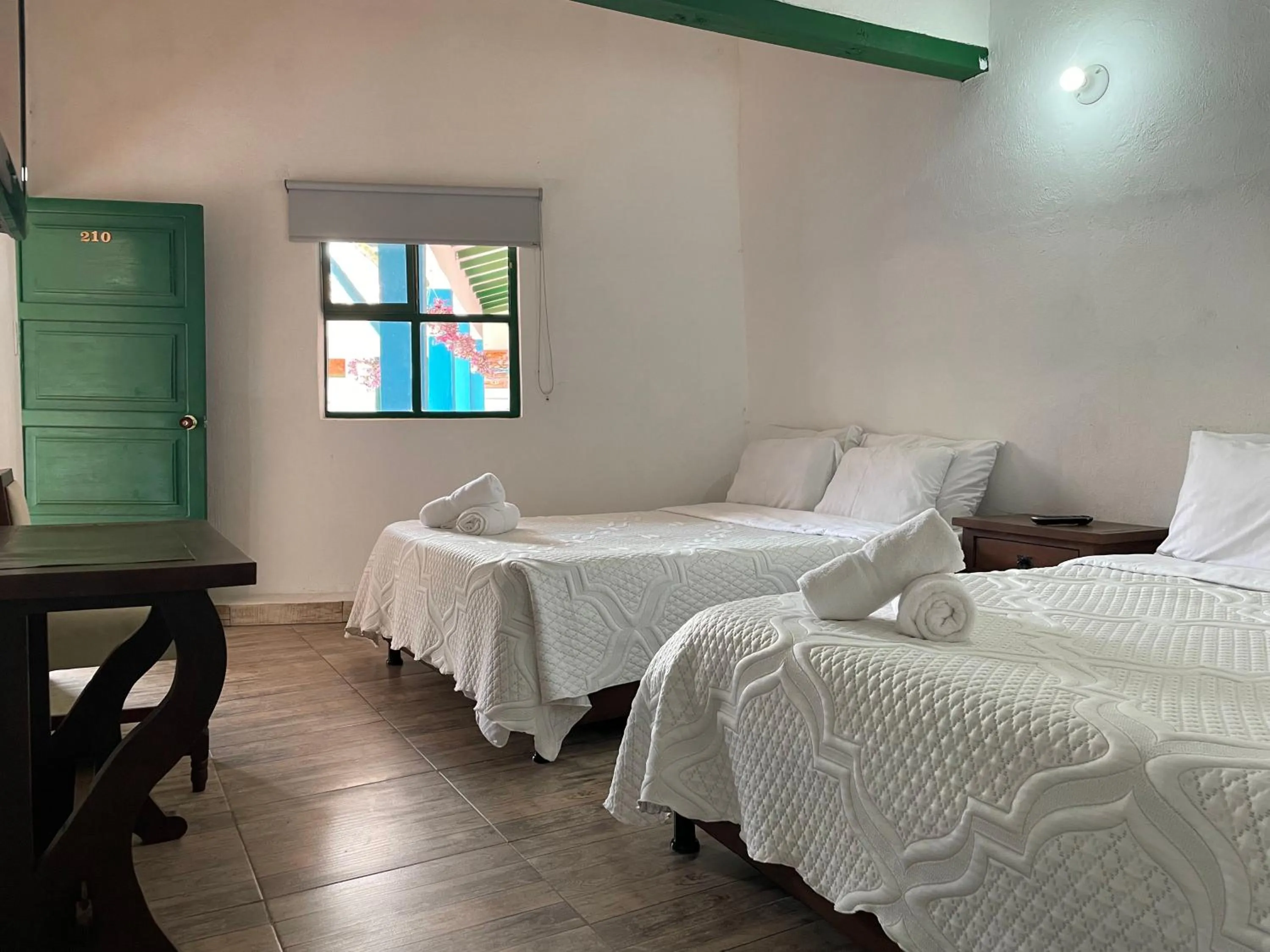 Photo of the whole room, Bed in Celeste Villa de Leyva