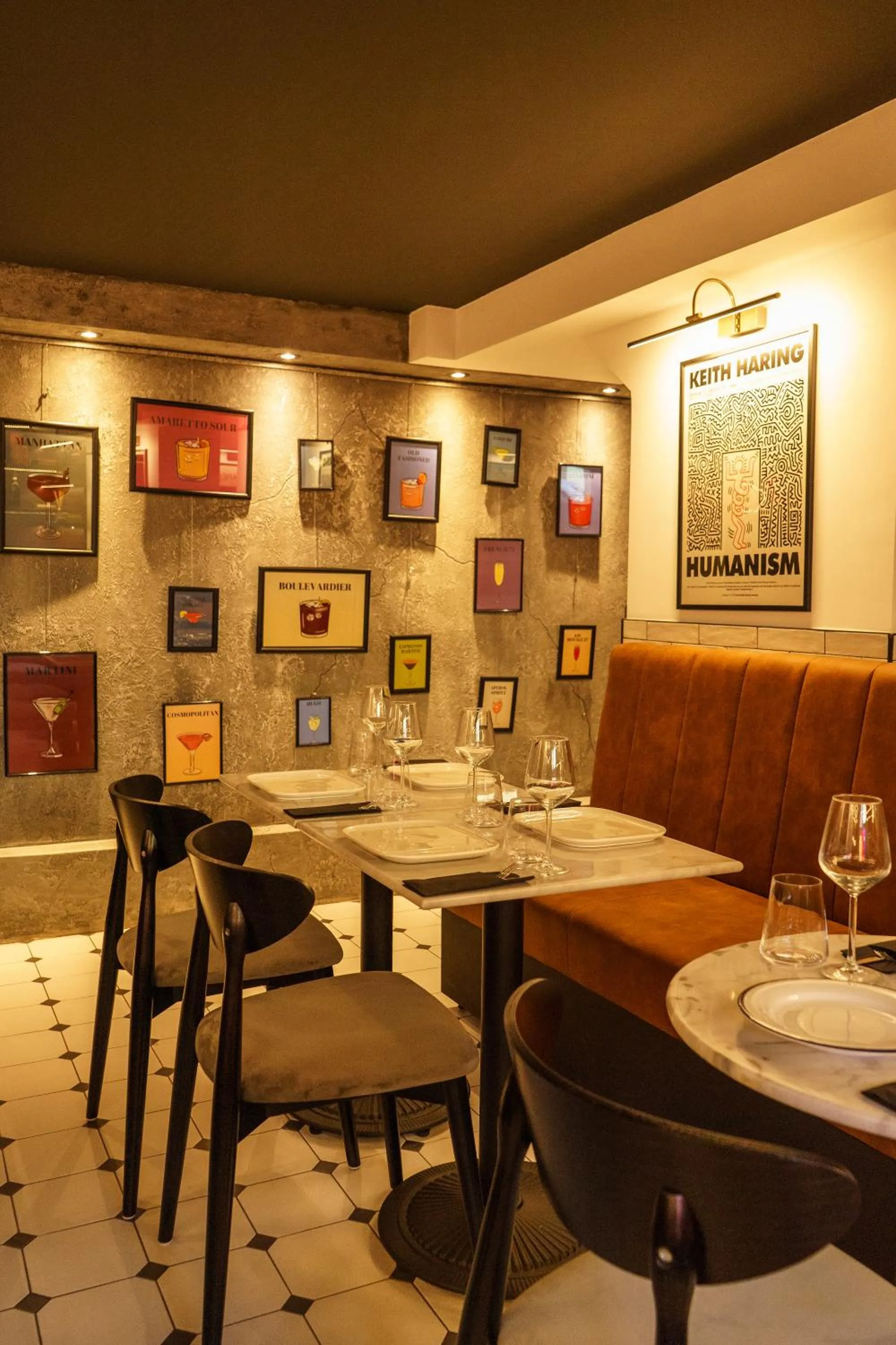 Lounge or bar in 4Cardinals Boutique