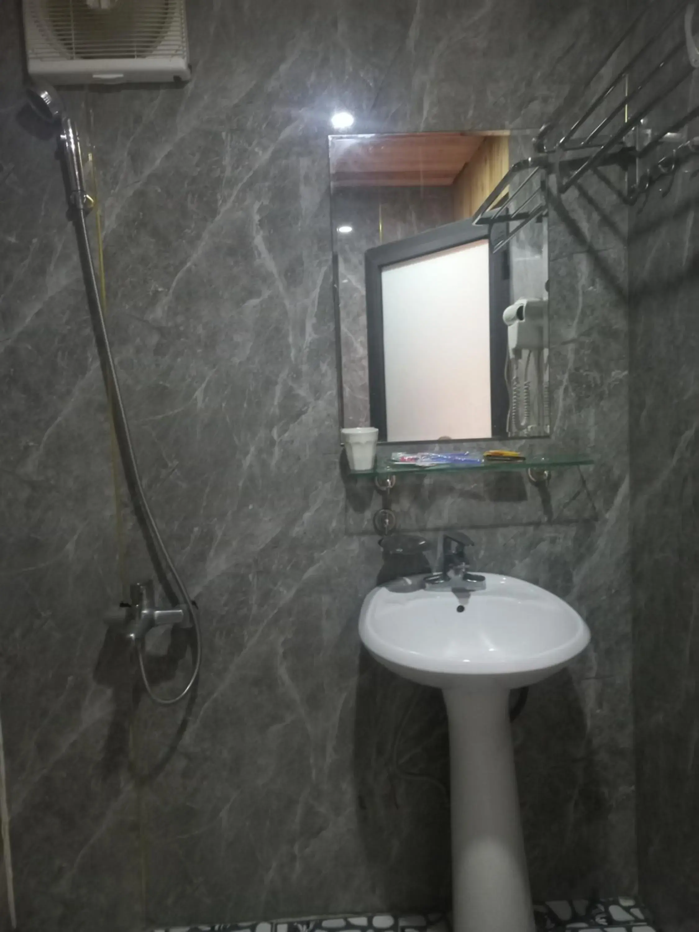 Bathroom in VALLEY VIEW COFFEE & STAY Bathroom in VALLEY VIEW COFFEE & STAY