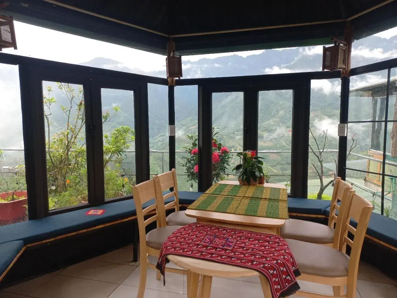 Restaurant/places to eat in VALLEY VIEW COFFEE & STAY Restaurant/places to eat in VALLEY VIEW COFFEE & STAY