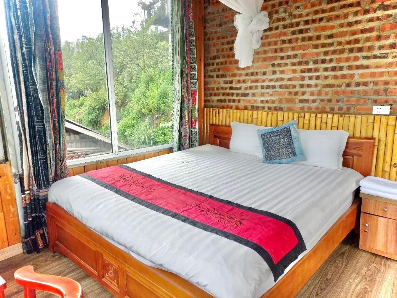 Bed in VALLEY VIEW COFFEE & STAY