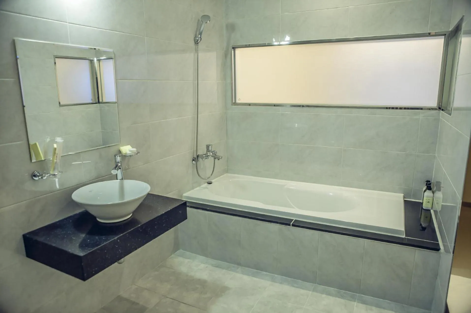 Bathroom in Incheon Aiport Airrelax hotel