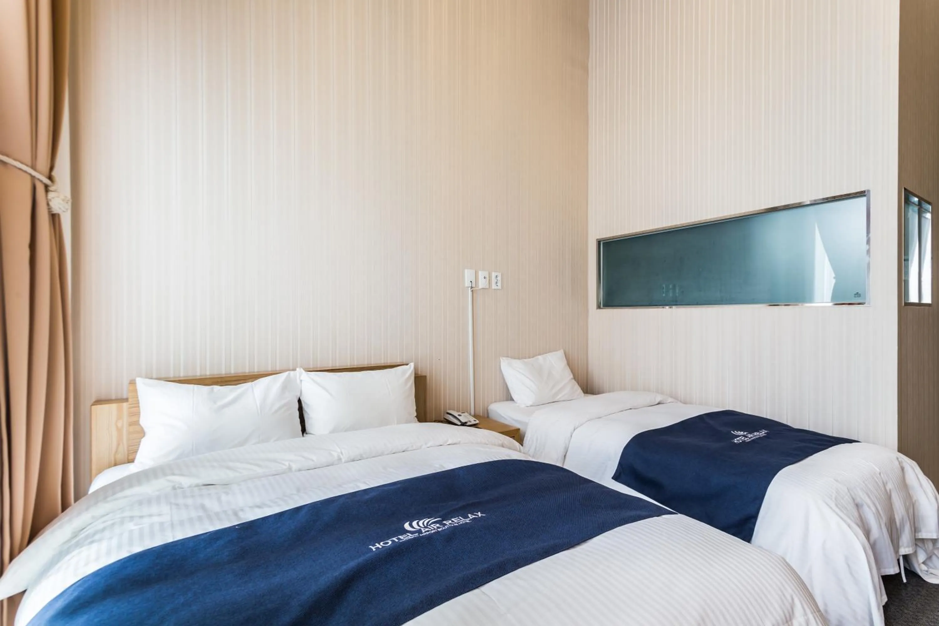 Decorative detail, Bed in Incheon Aiport Airrelax hotel