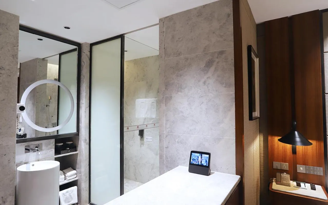 Bedroom in Zhuhai Palm Spring Hotel