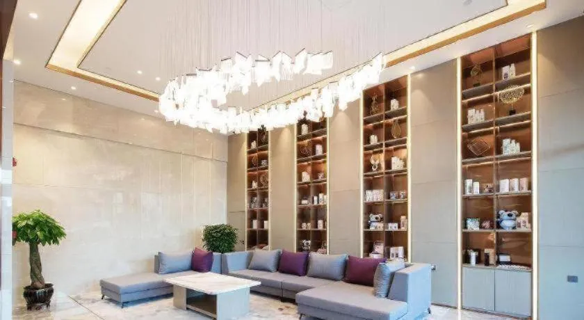 Lavande Hotel Changchun New District North Lake Longxiang Plaza