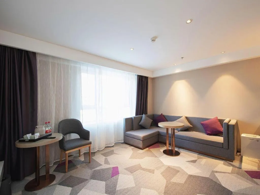 Lavande Hotel Changchun New District North Lake Longxiang Plaza