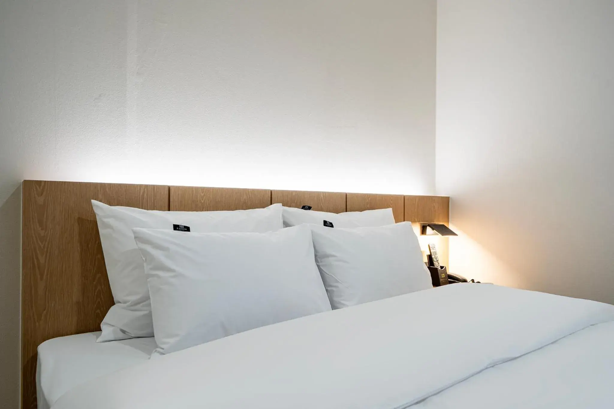 Bedroom, Bed in H Avenue Gumi Okgye Bedroom, Bed in H Avenue Gumi Okgye