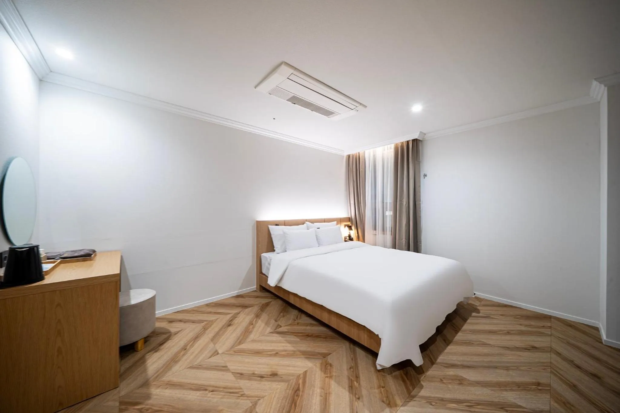 Bedroom, Bed in H Avenue Gumi Okgye