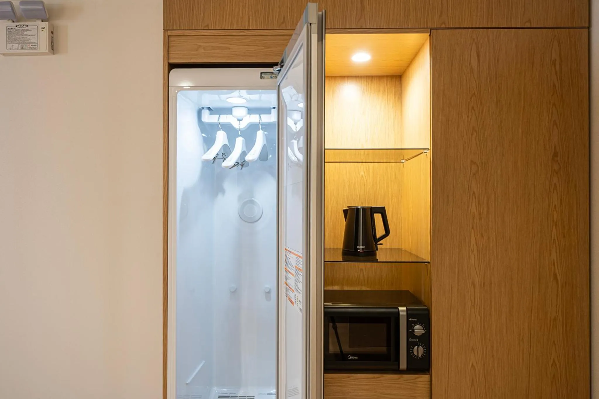 Photo of the whole room in H Avenue Gumi Okgye